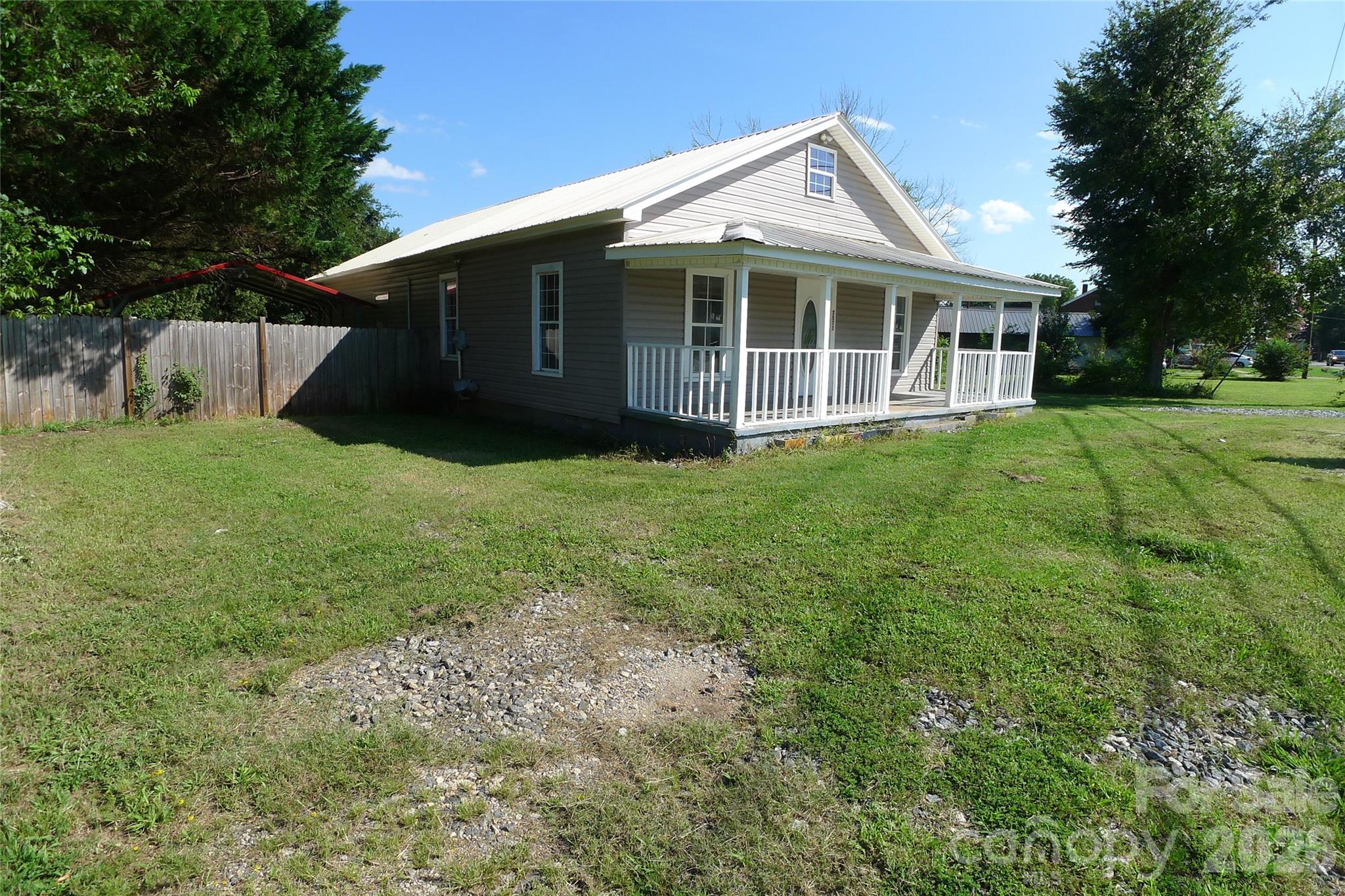 7573 Nc 801 Highway Property Photo 1