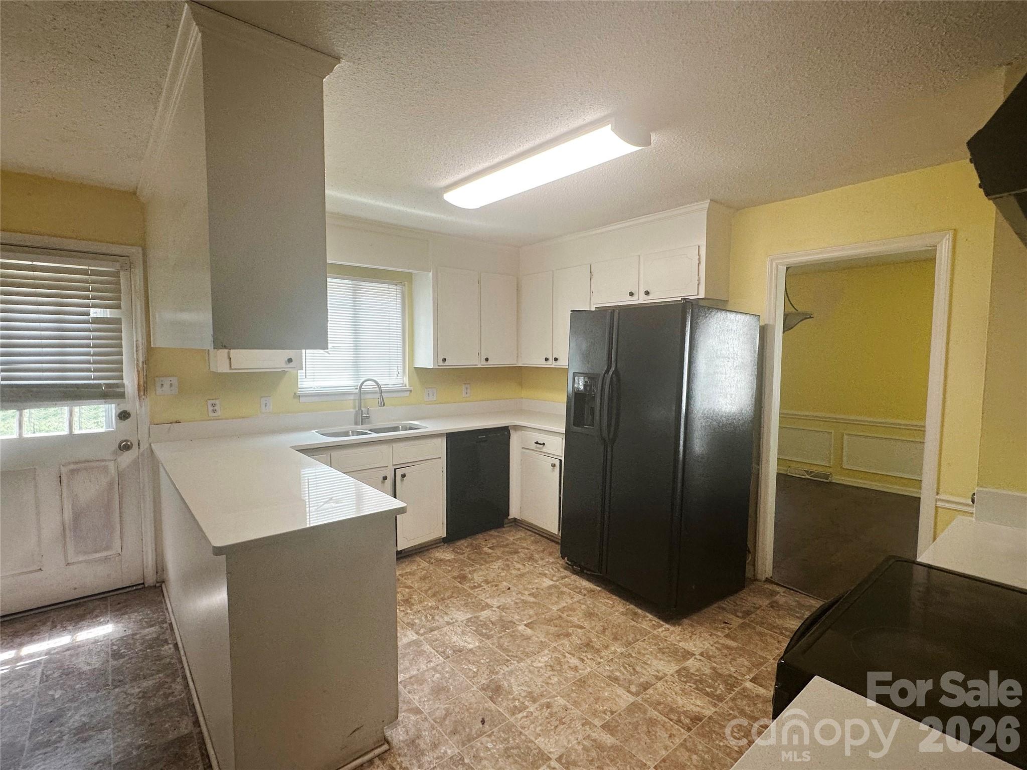 9607 Barkridge Road Property Photo 3