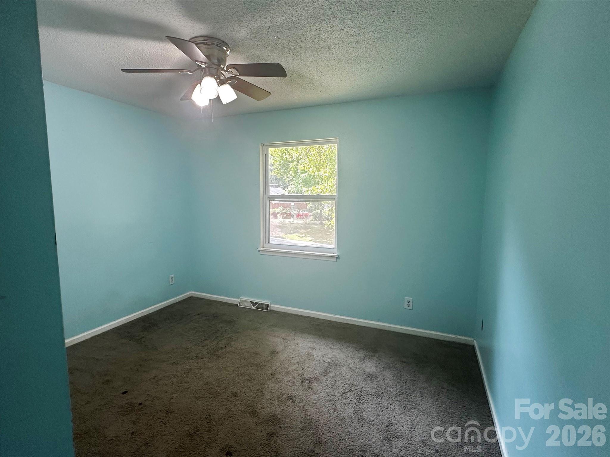 9607 Barkridge Road Property Photo 5