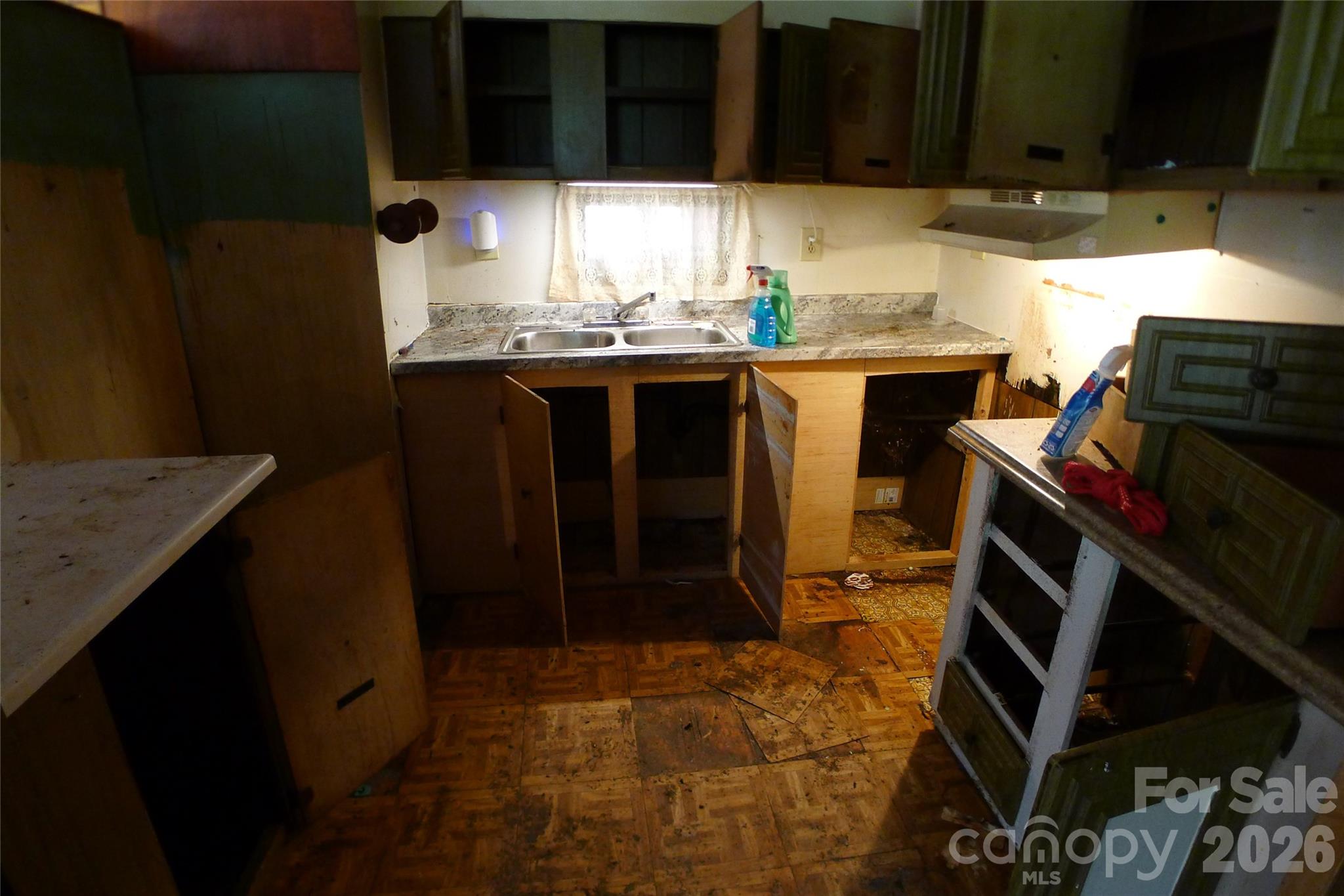 162 Oak Tree Drive Property Photo 6