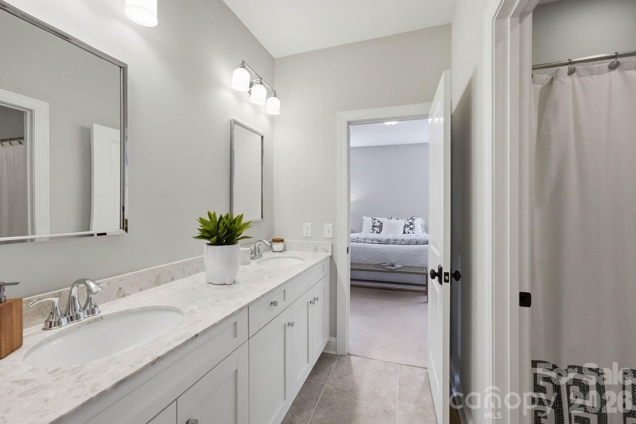 13528 Castleford Drive Property Photo 25