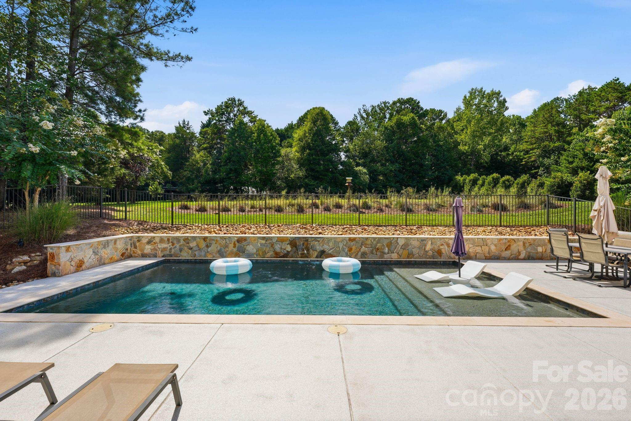13528 Castleford Drive Property Photo 35