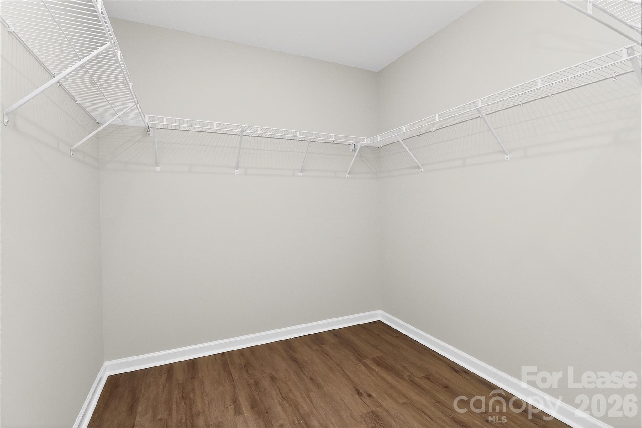 337 N Hoskins Road Property Photo 13