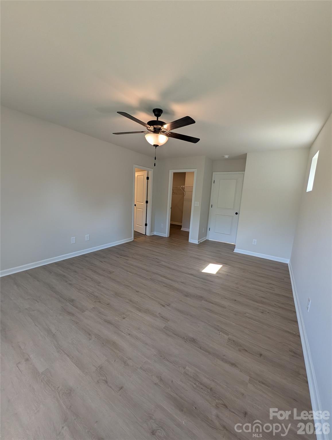 337 N Hoskins Road Property Photo 24