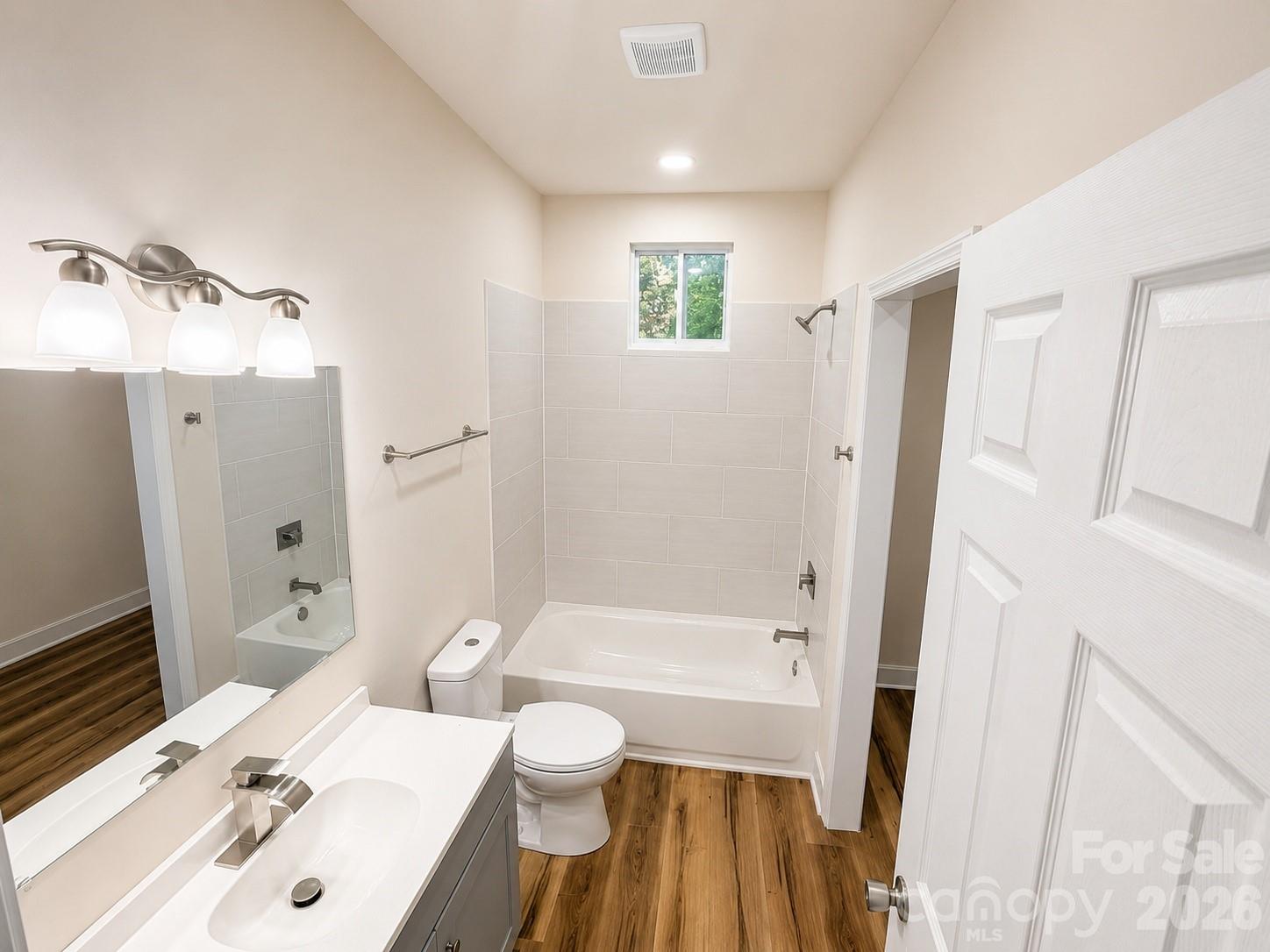 109 N Gregory Street Property Photo 18