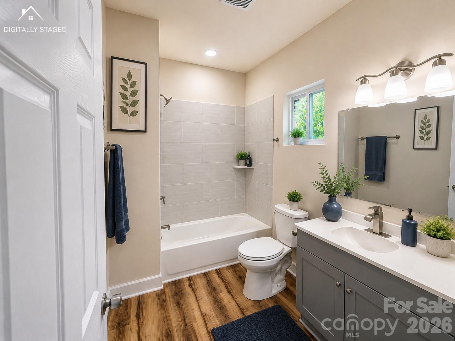 109 N Gregory Street Property Photo 27