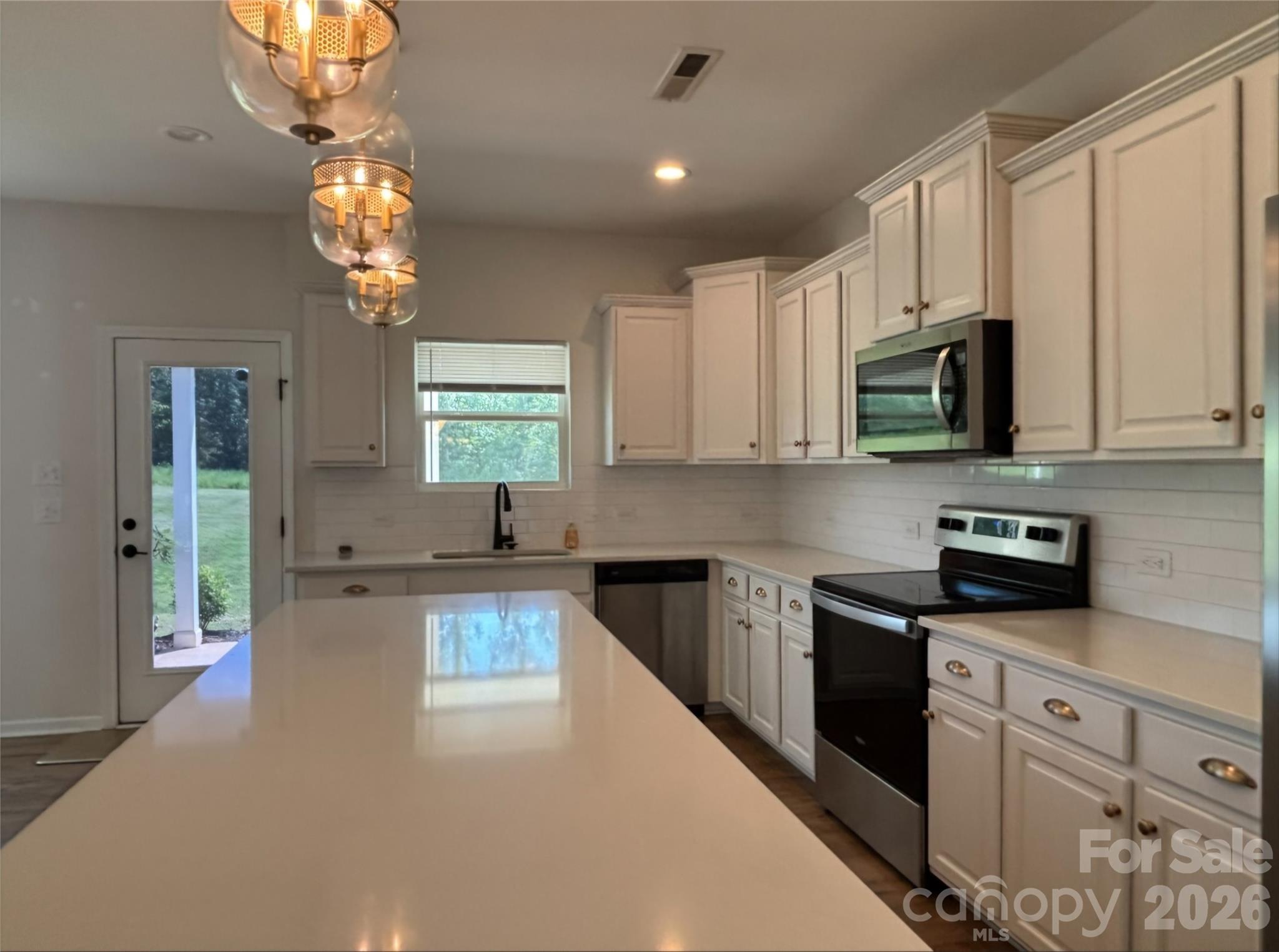 223 Old Harbor Drive Property Photo 10