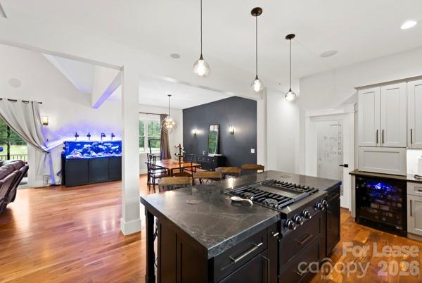5200 Shoreview Drive Property Photo 7