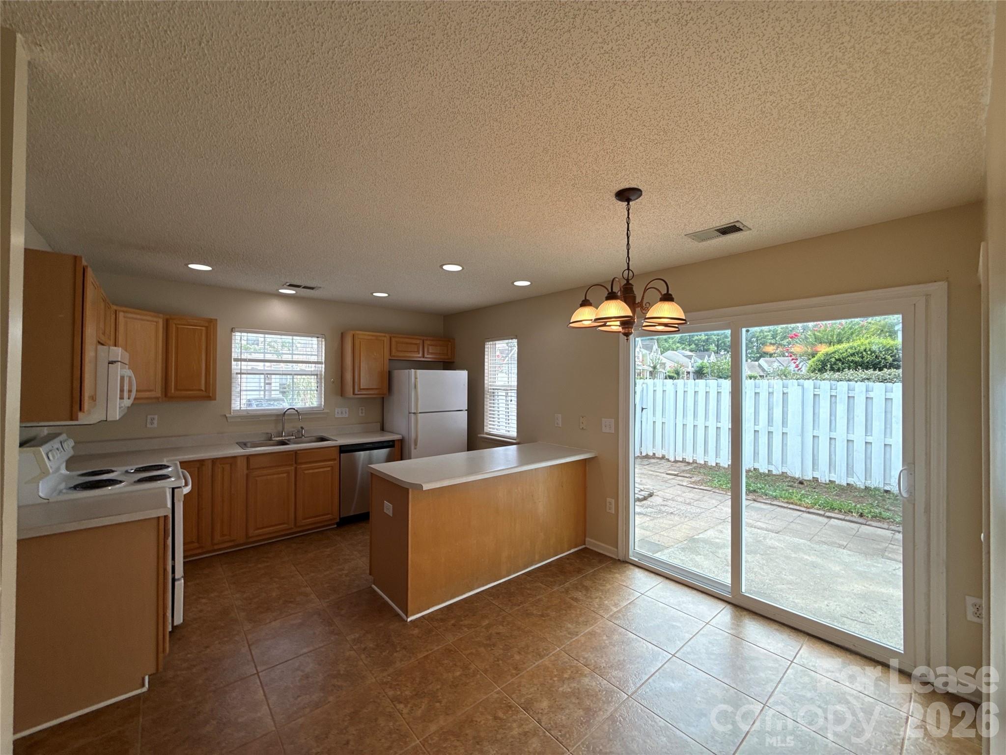 15318 Brynfield Drive Property Photo 4