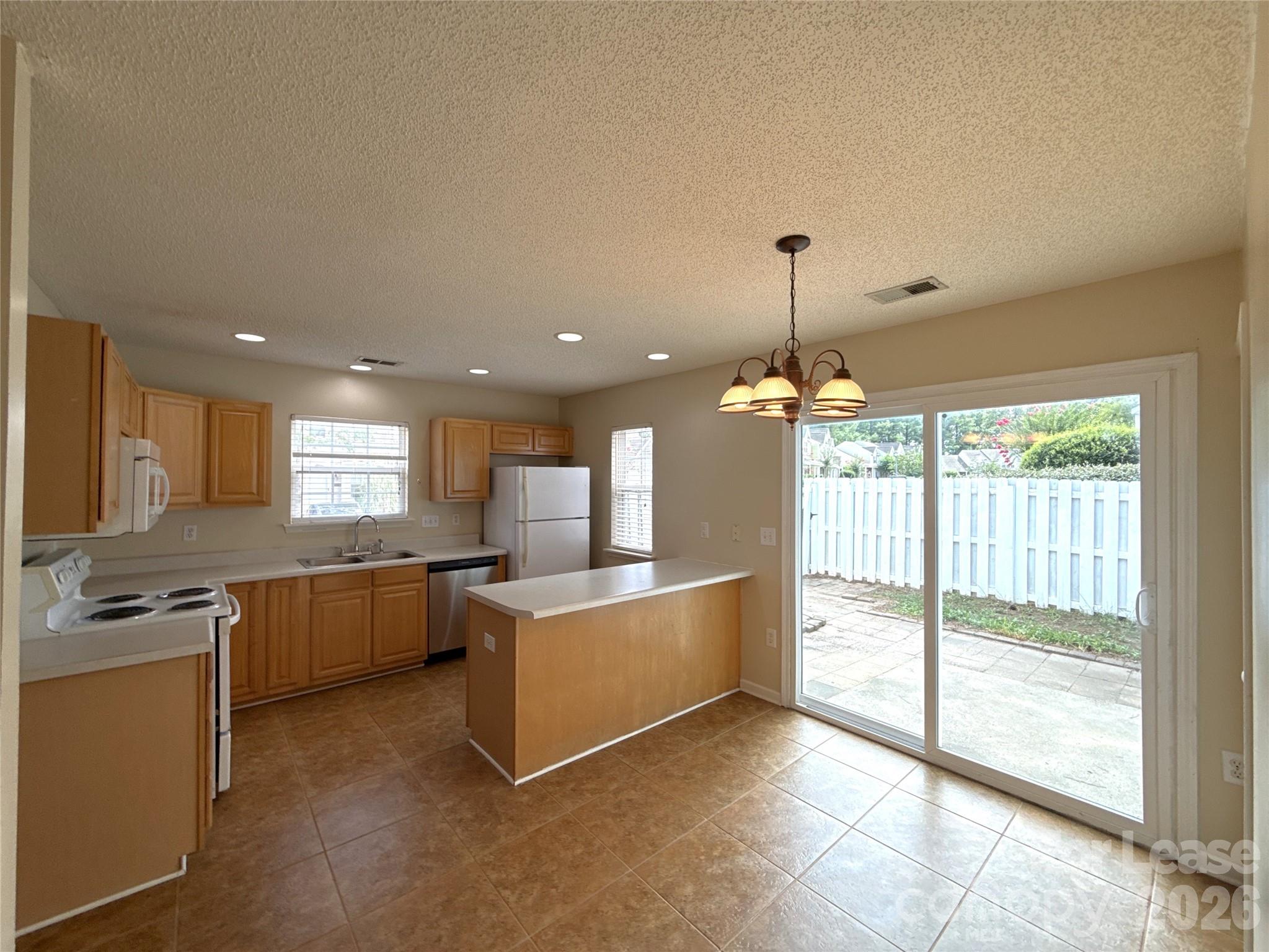 15318 Brynfield Drive Property Photo 4