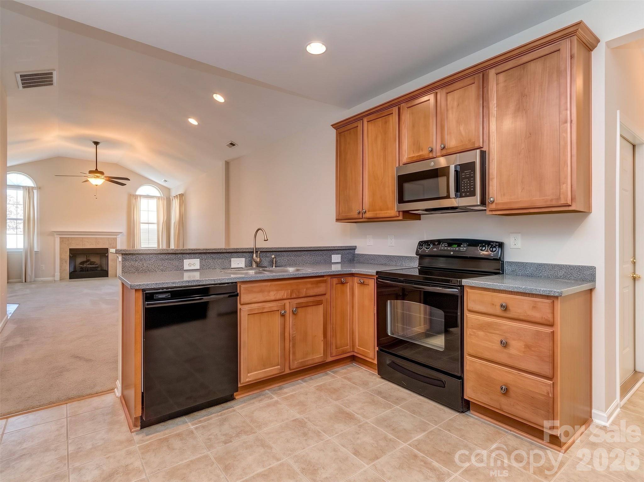 776 Ledgestone Court Property Photo 4