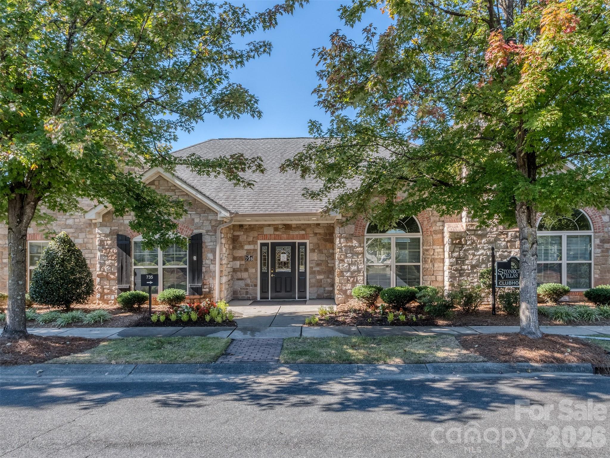 776 Ledgestone Court Property Photo 31