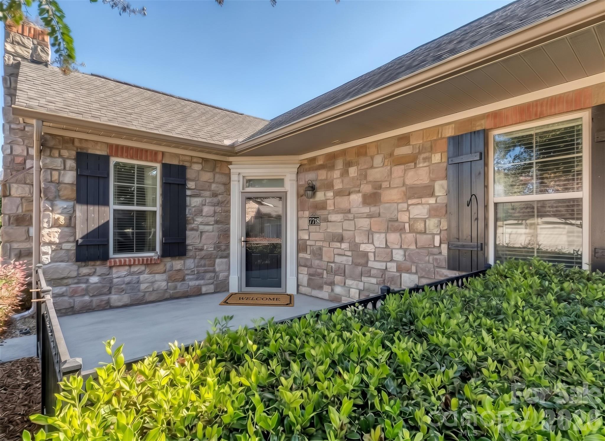 776 Ledgestone Court Property Photo 34