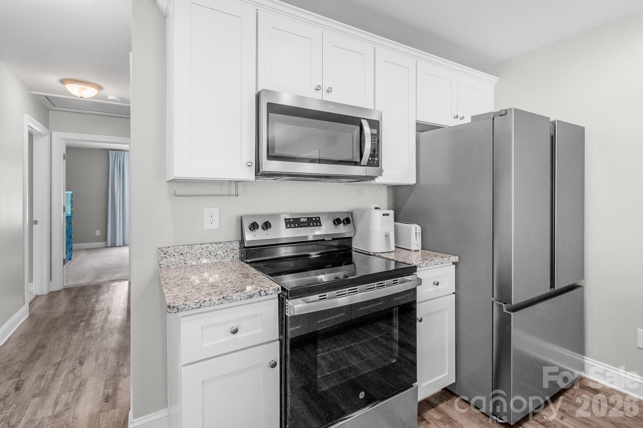 360 Sexton Street Property Photo 6
