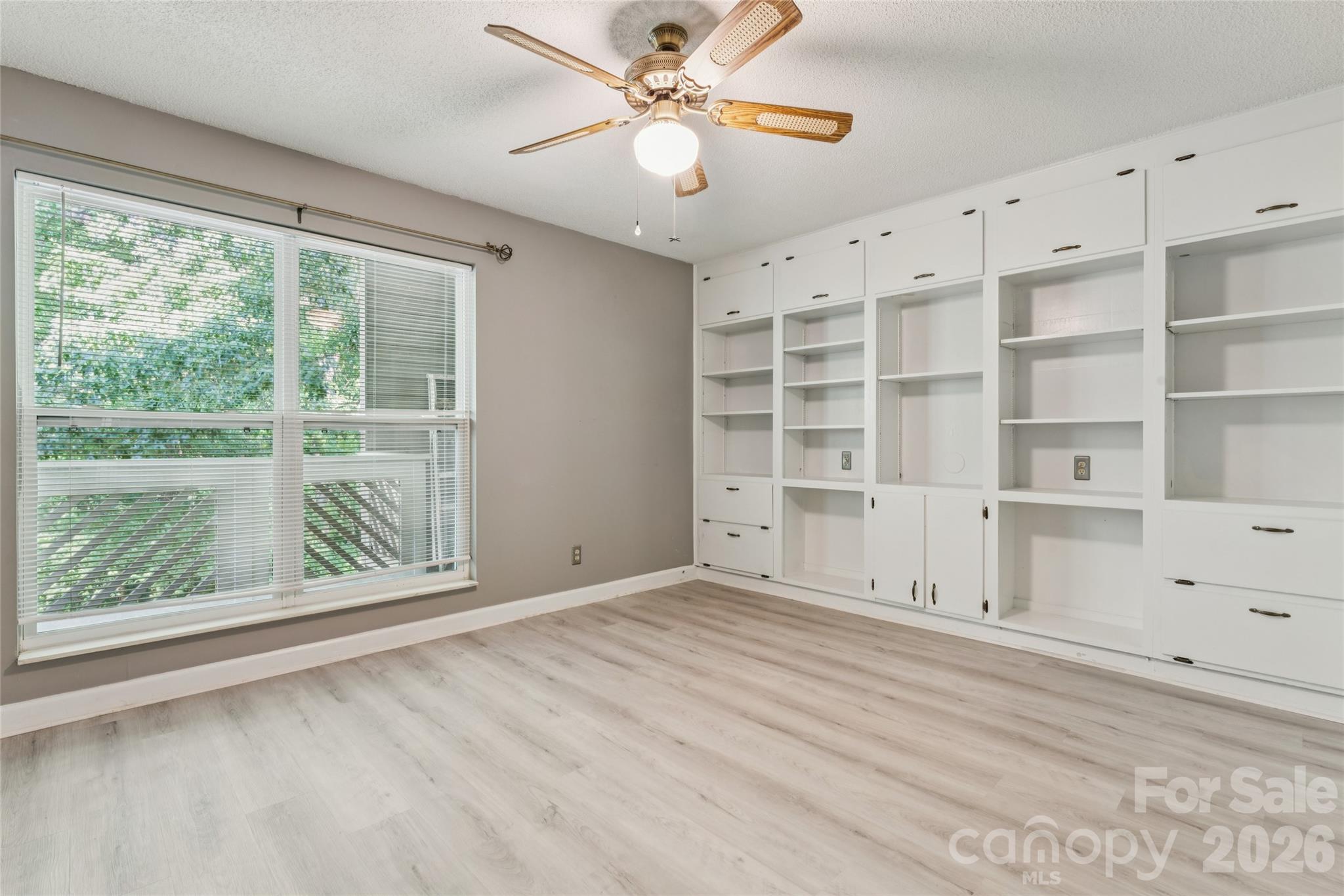 7407 Ashfield Court Property Photo 16