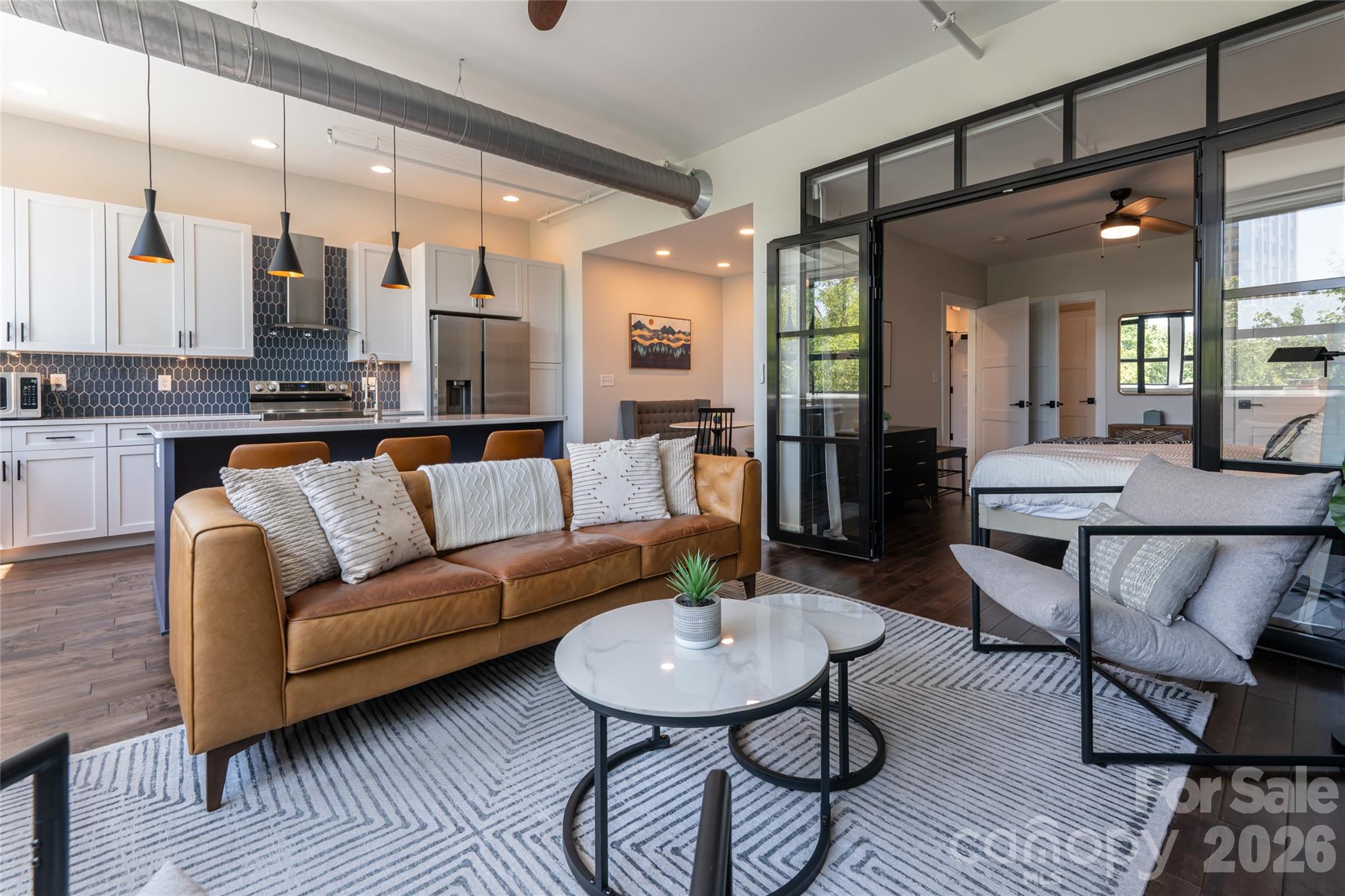 122 College Street 201 Property Photo 17