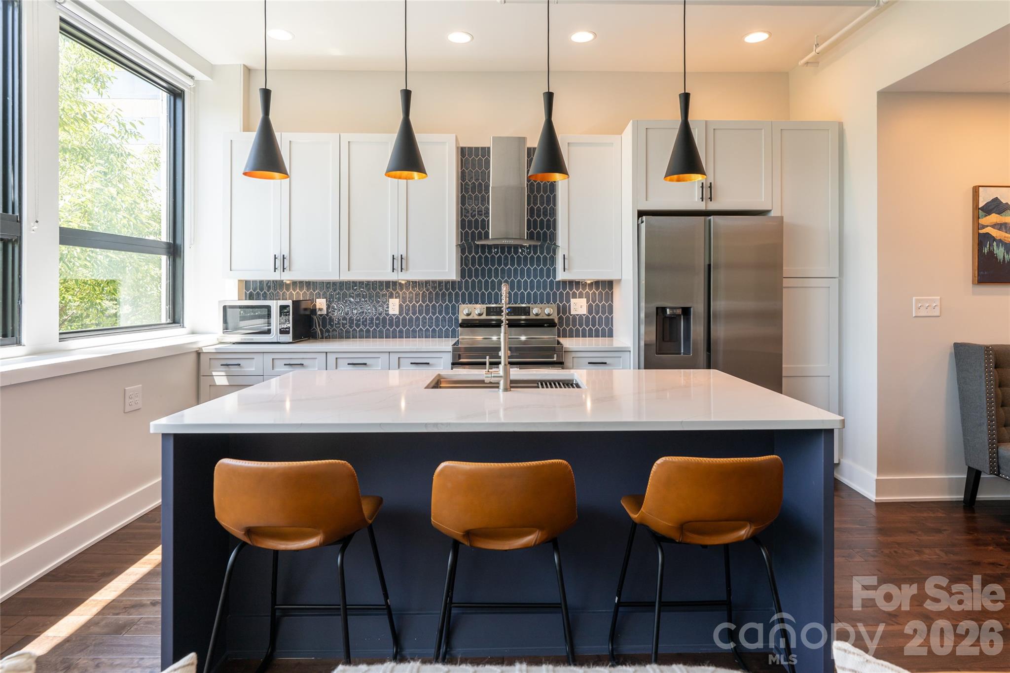 122 College Street 201 Property Photo 19