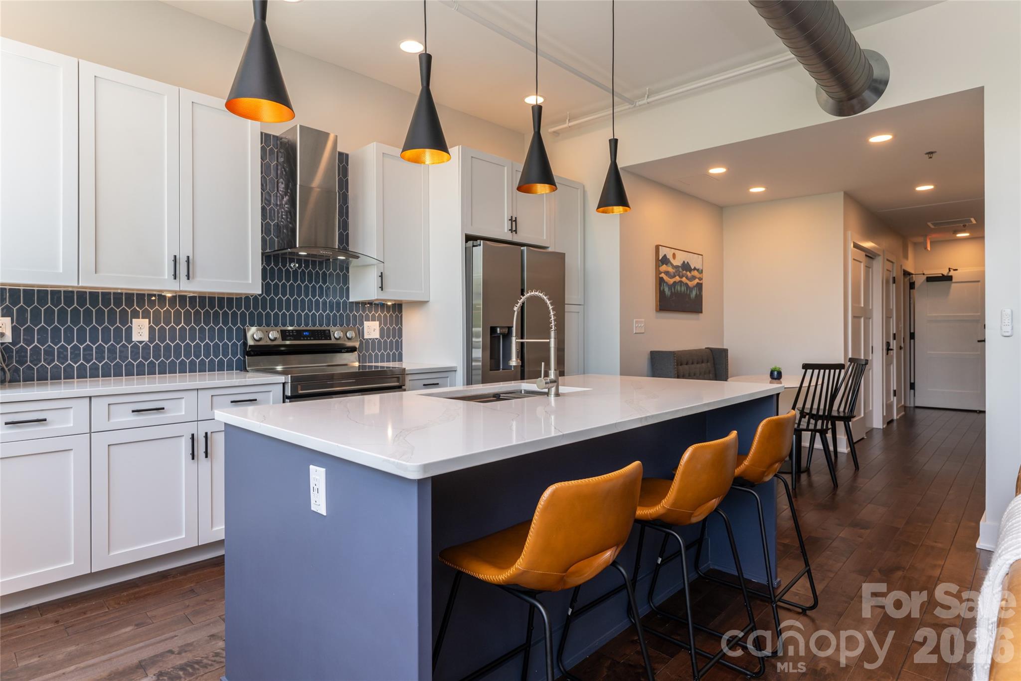 122 College Street 201 Property Photo 21