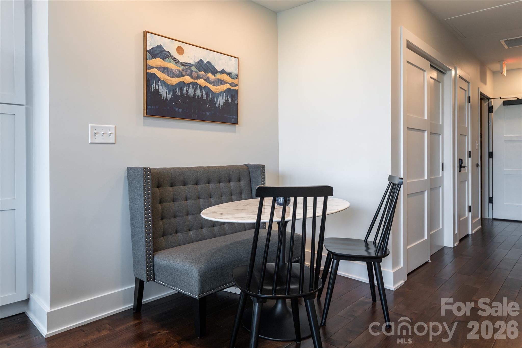 122 College Street 201 Property Photo 24