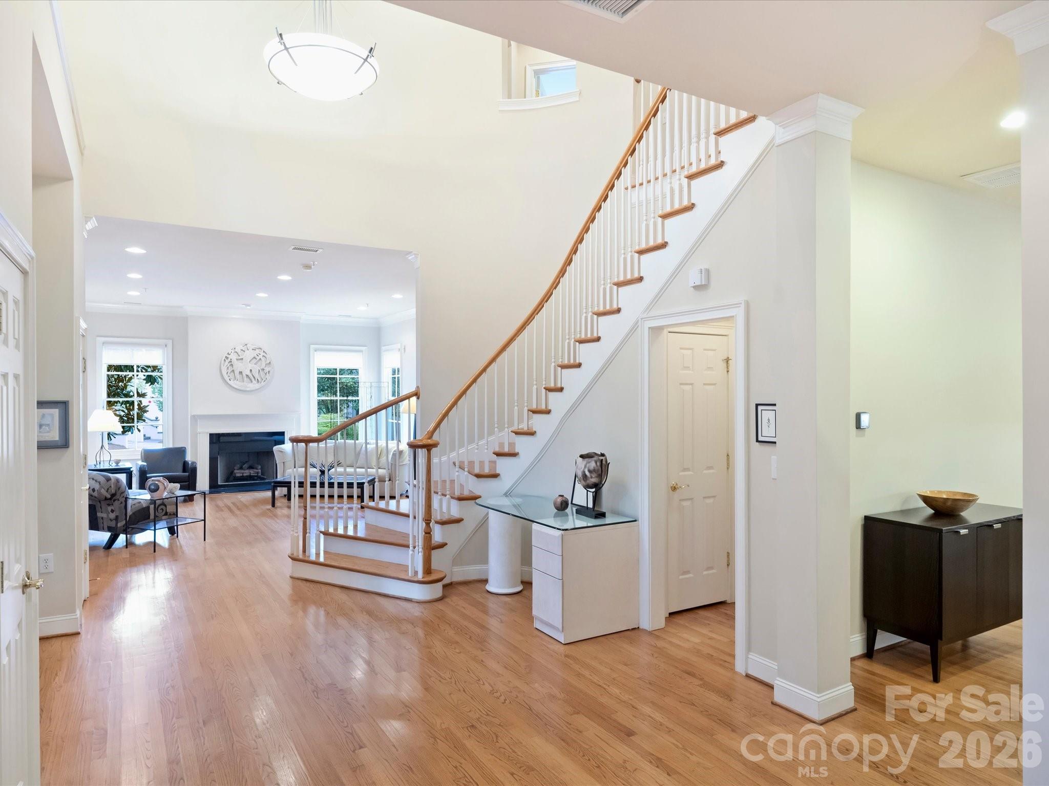 306 Wendover Heights Circle Property Photo 7
