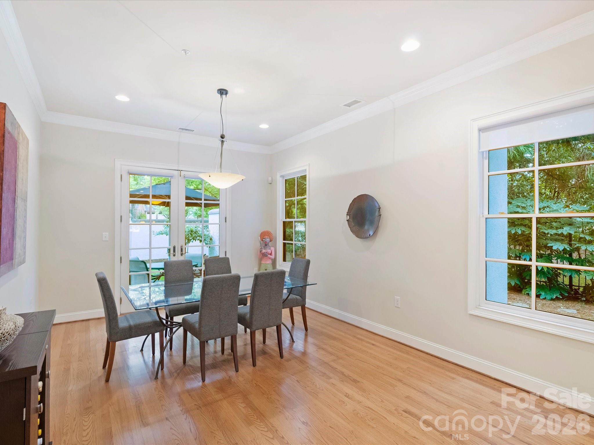 306 Wendover Heights Circle Property Photo 11