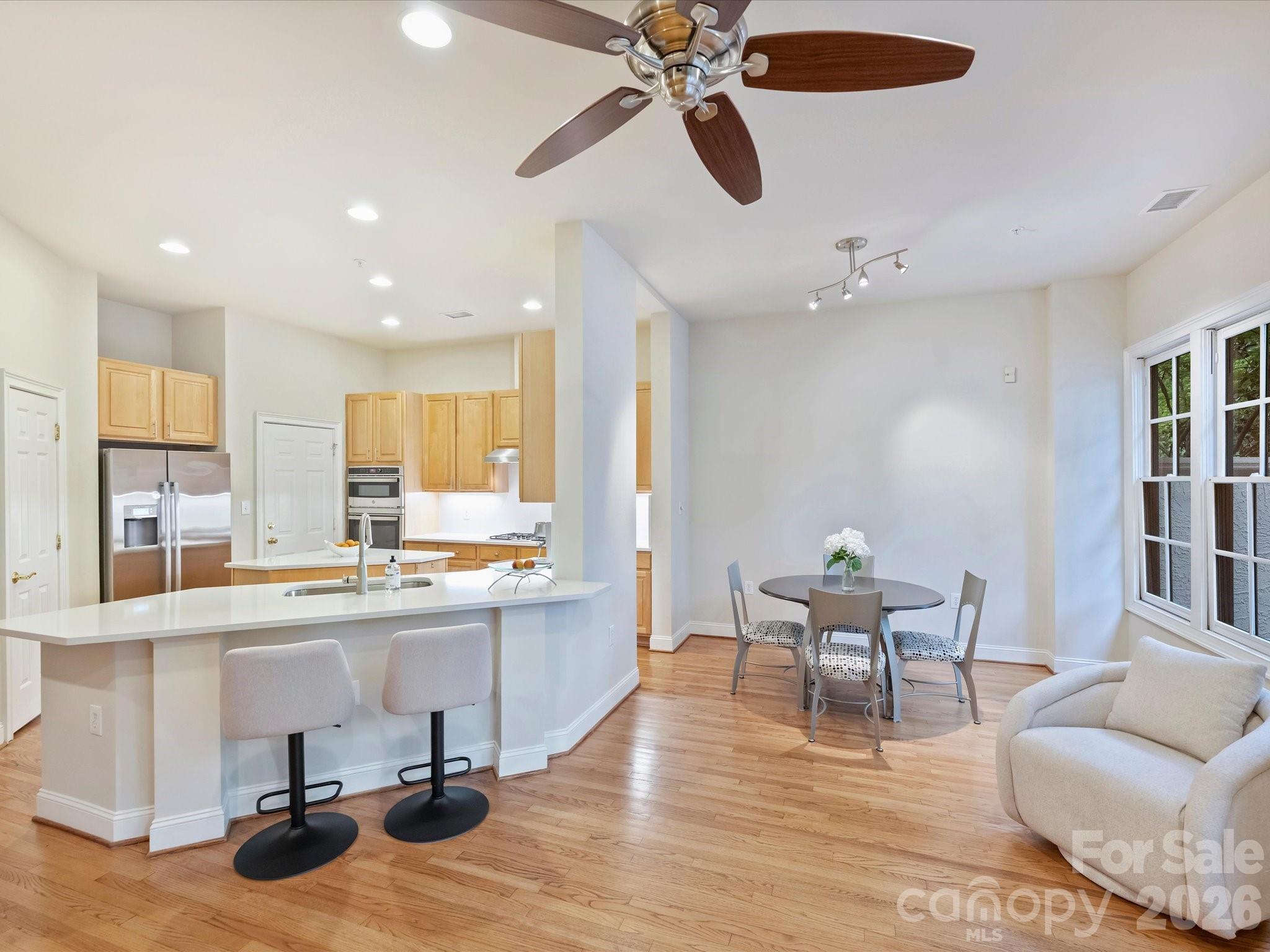 306 Wendover Heights Circle Property Photo 12