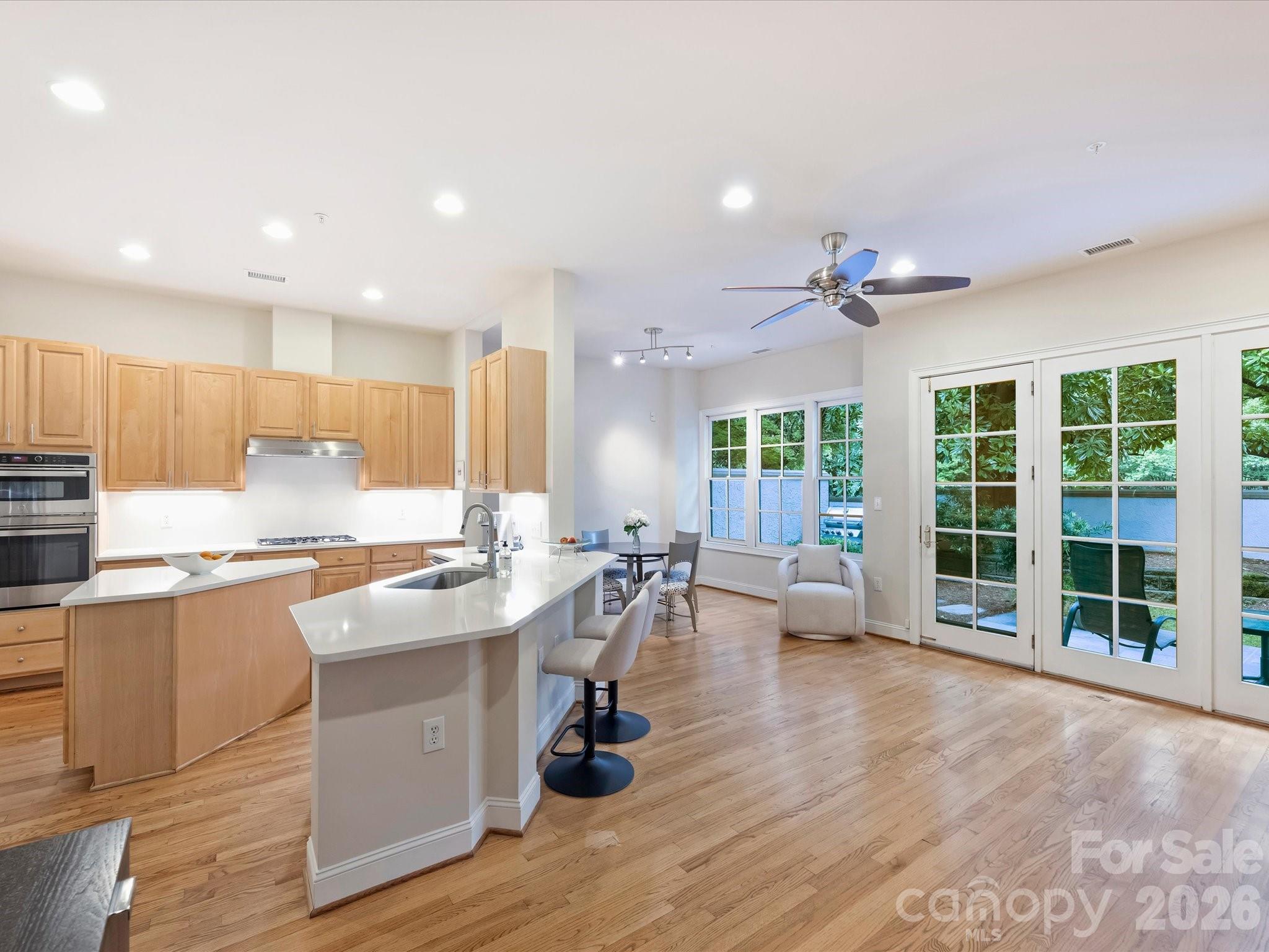 306 Wendover Heights Circle Property Photo 15