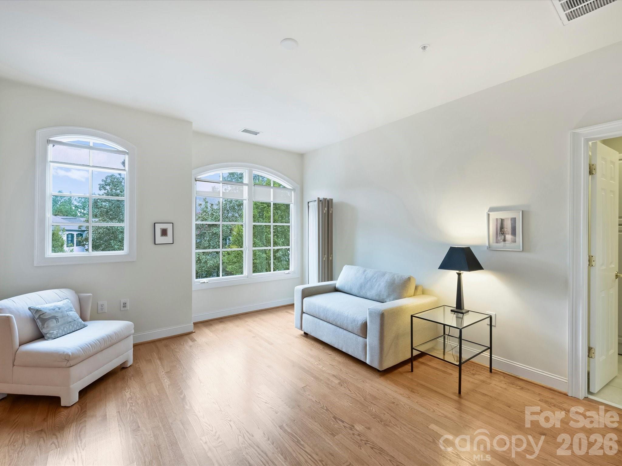 306 Wendover Heights Circle Property Photo 23