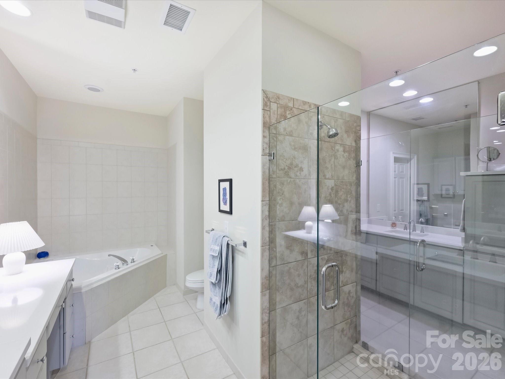 306 Wendover Heights Circle Property Photo 28
