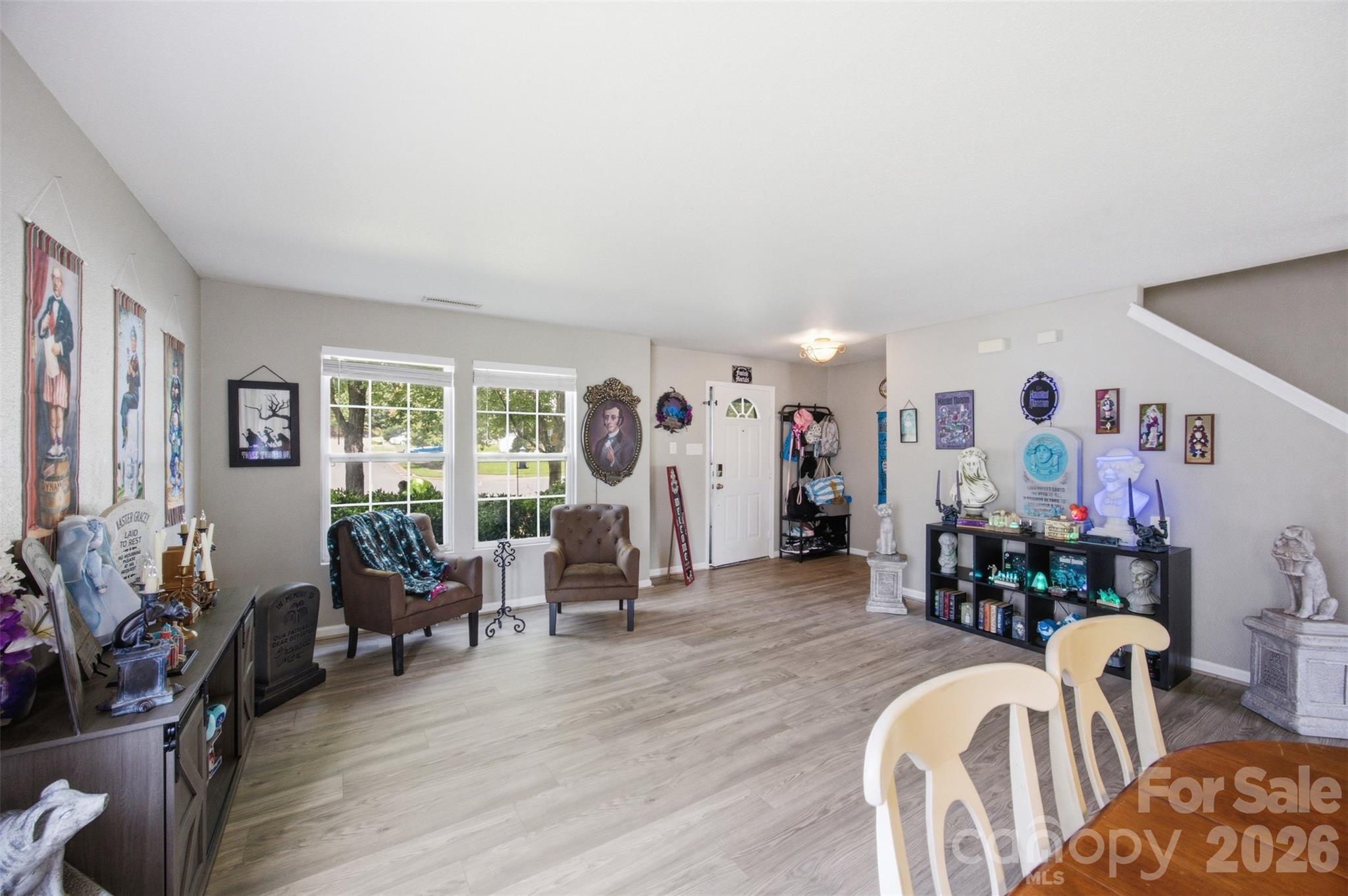 1106 Rainier Lane Property Photo 3