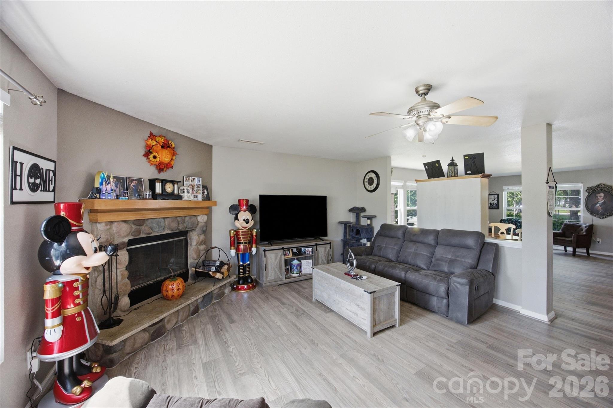1106 Rainier Lane Property Photo 8