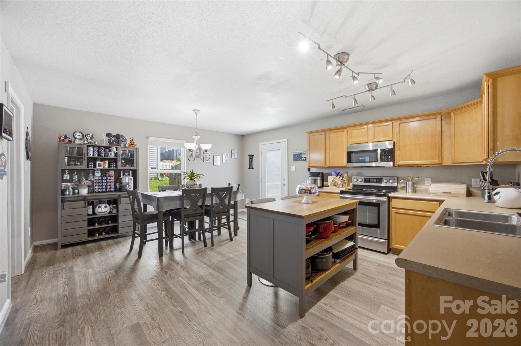 1106 Rainier Lane Property Photo 11