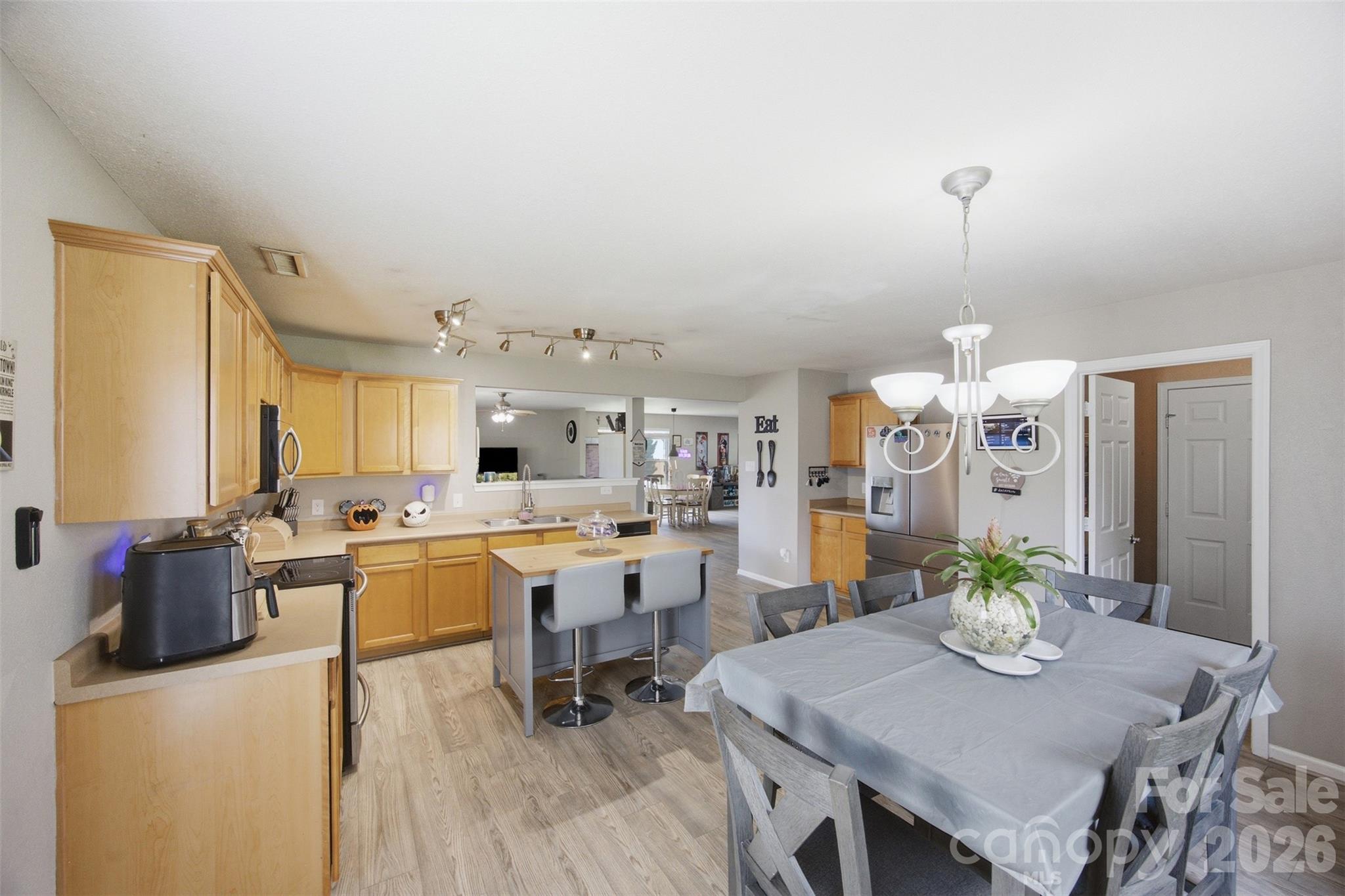 1106 Rainier Lane Property Photo 12