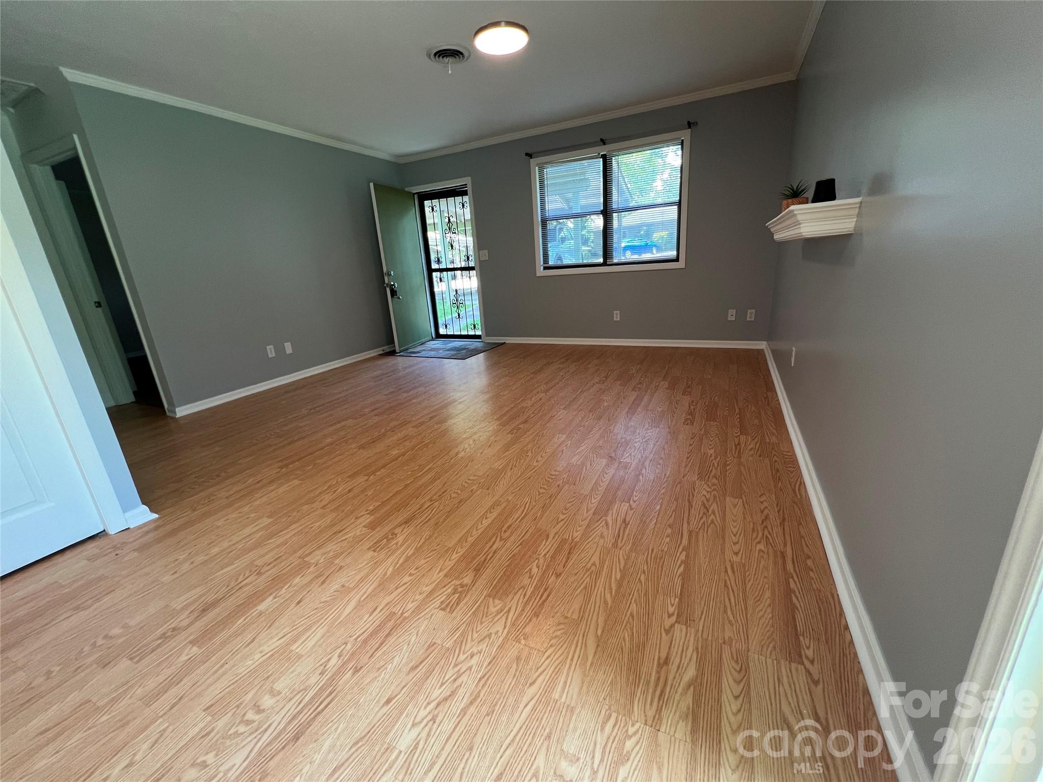 714 Farmington Circle Property Photo 8