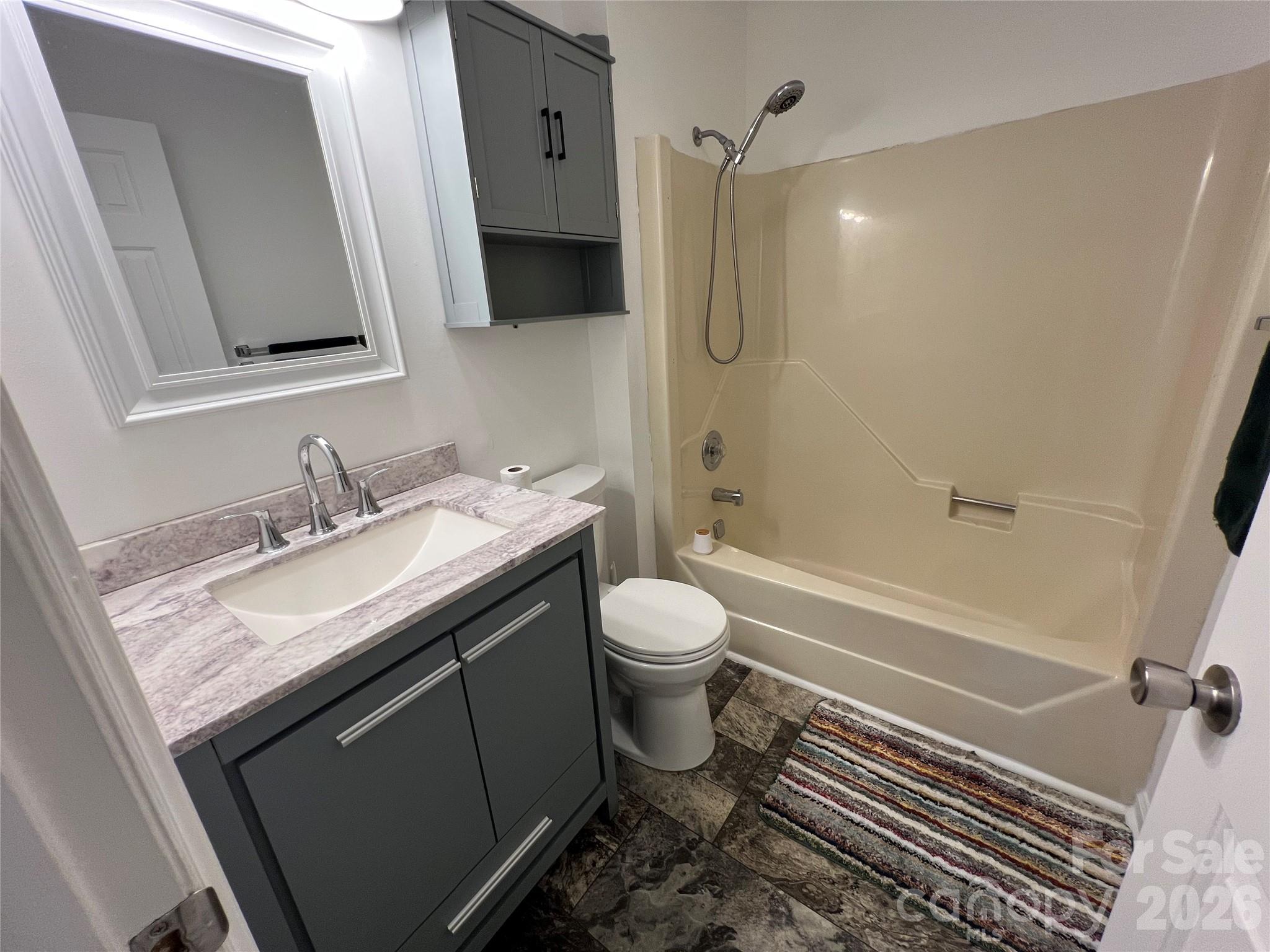 714 Farmington Circle Property Photo 17