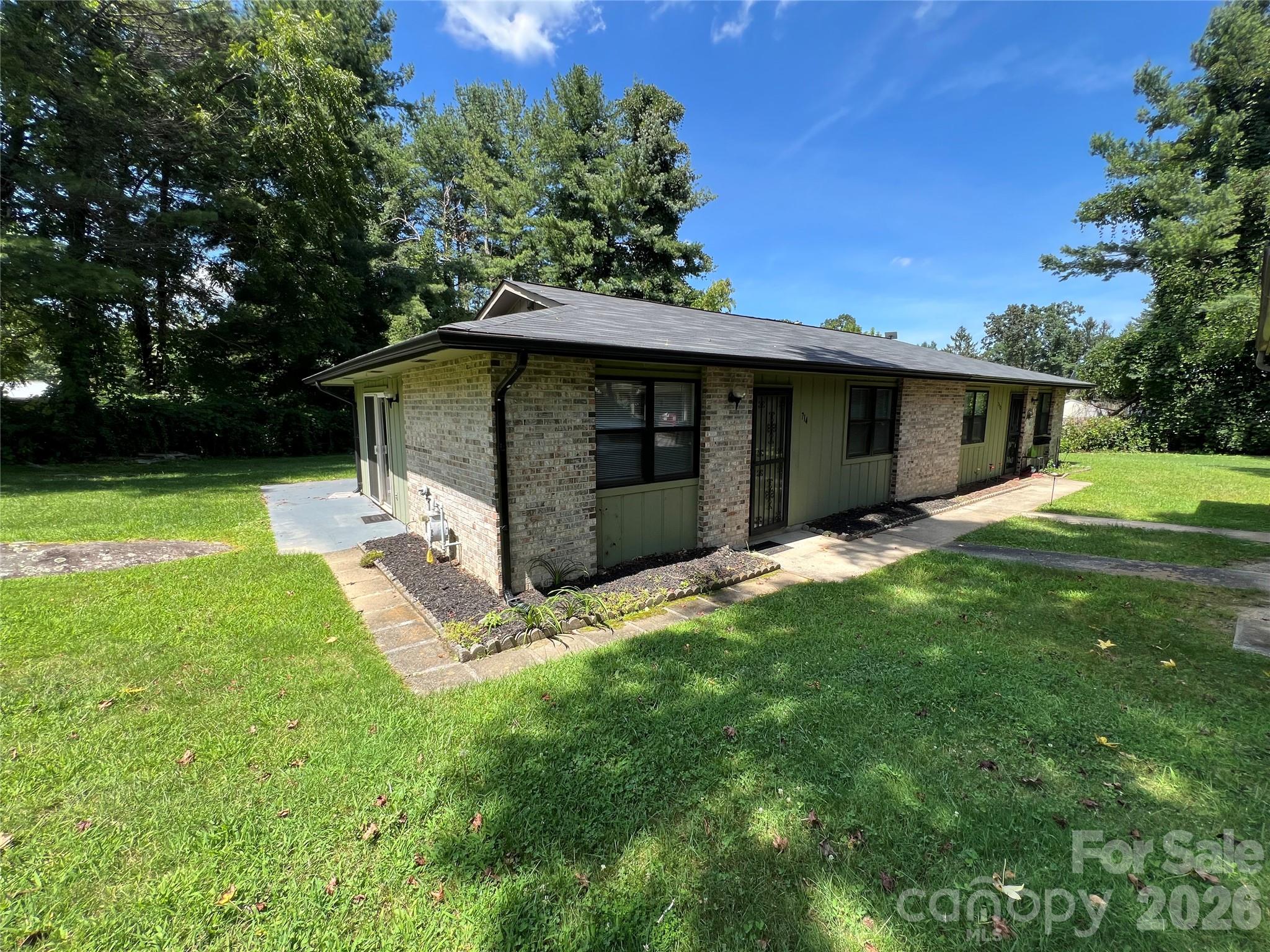 714 Farmington Circle Property Photo 24