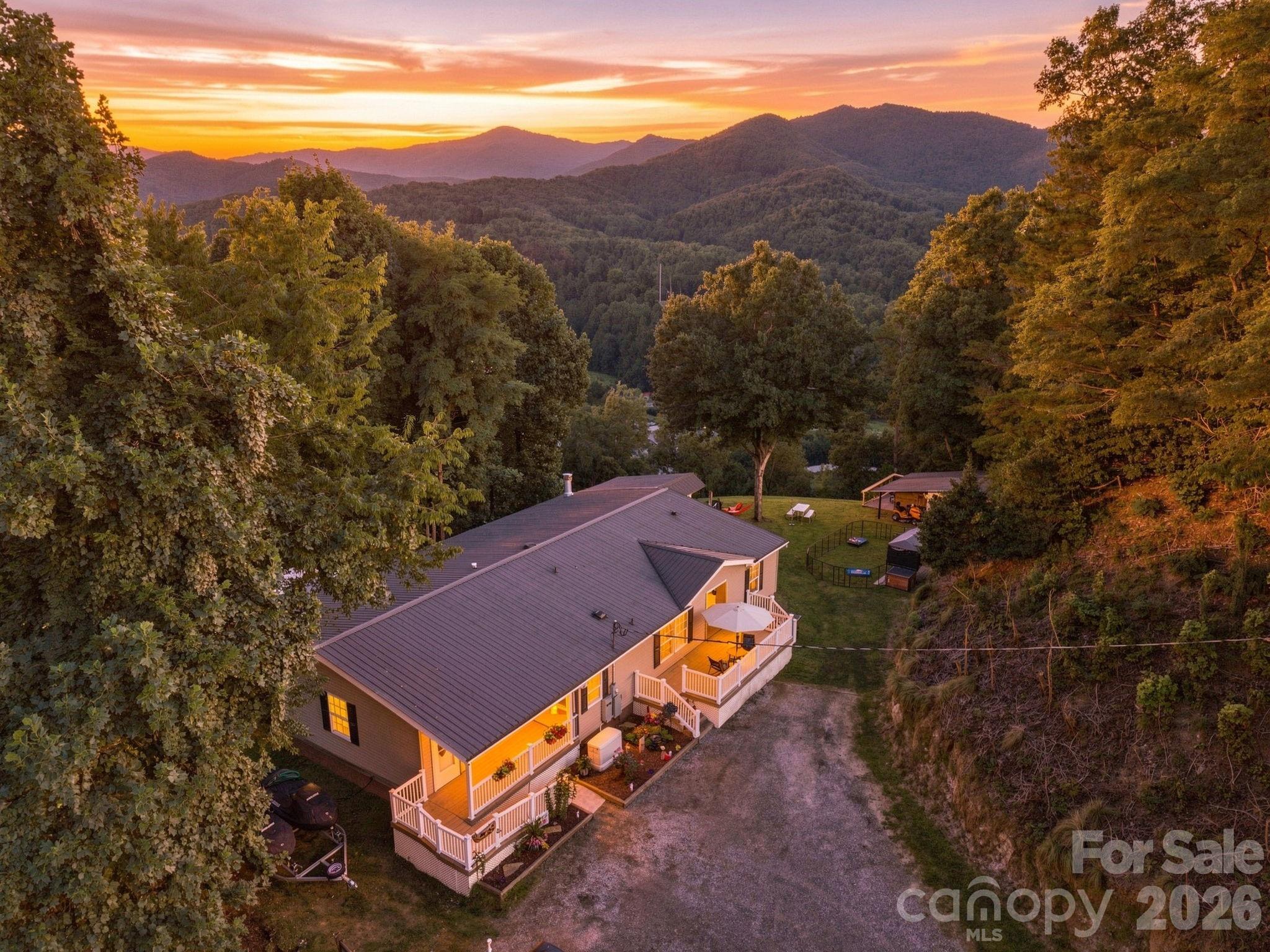 4 Sunset Farms Road