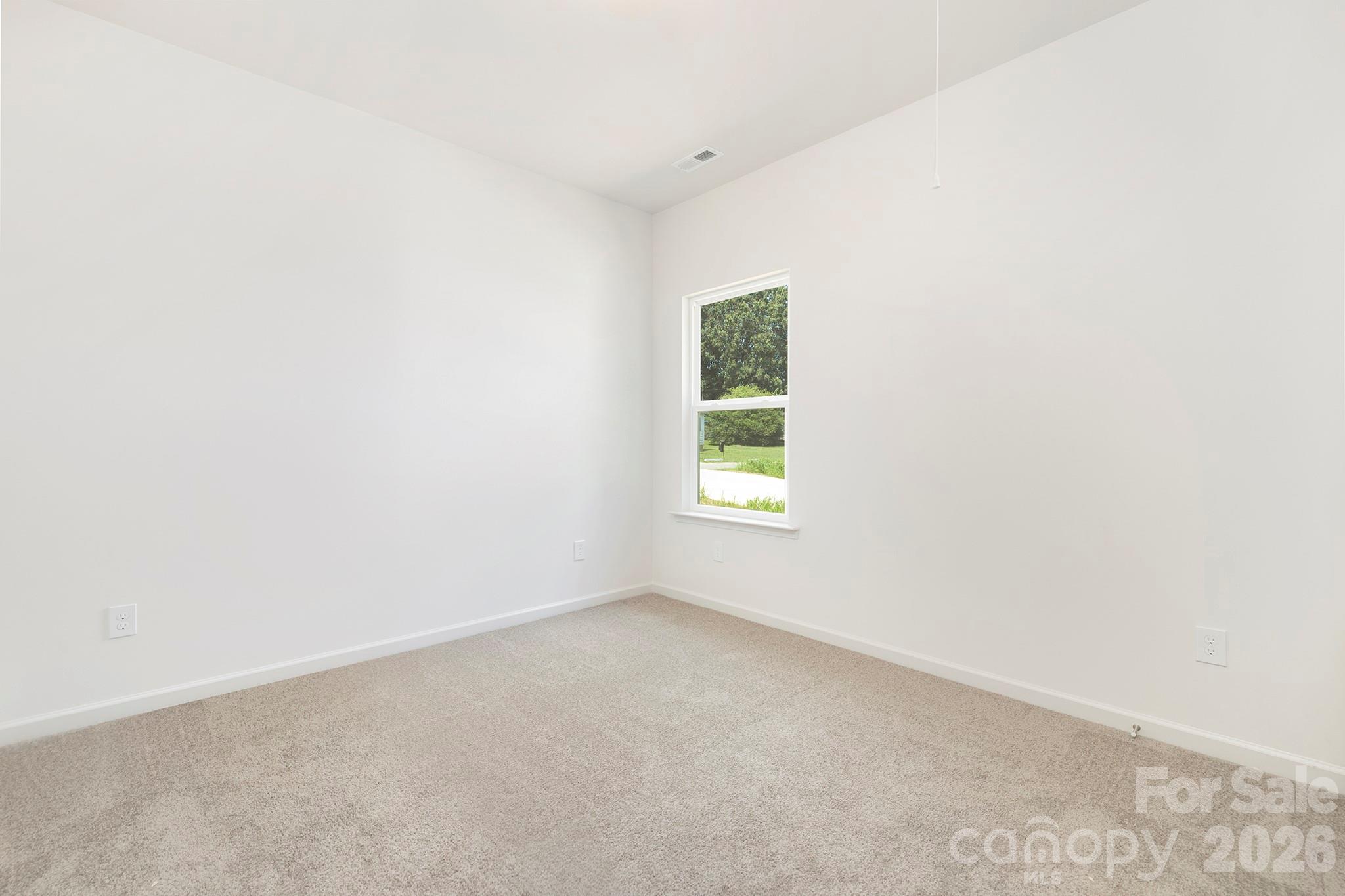 613 E Ratchford Avenue Property Photo 13