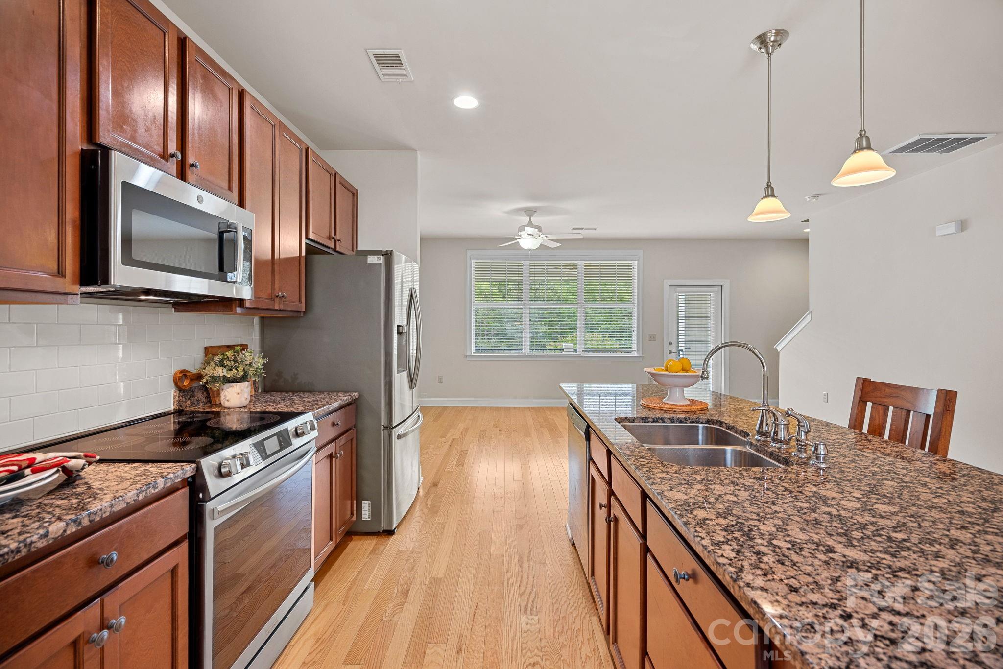 119 Steinbeck Way C Property Photo 10