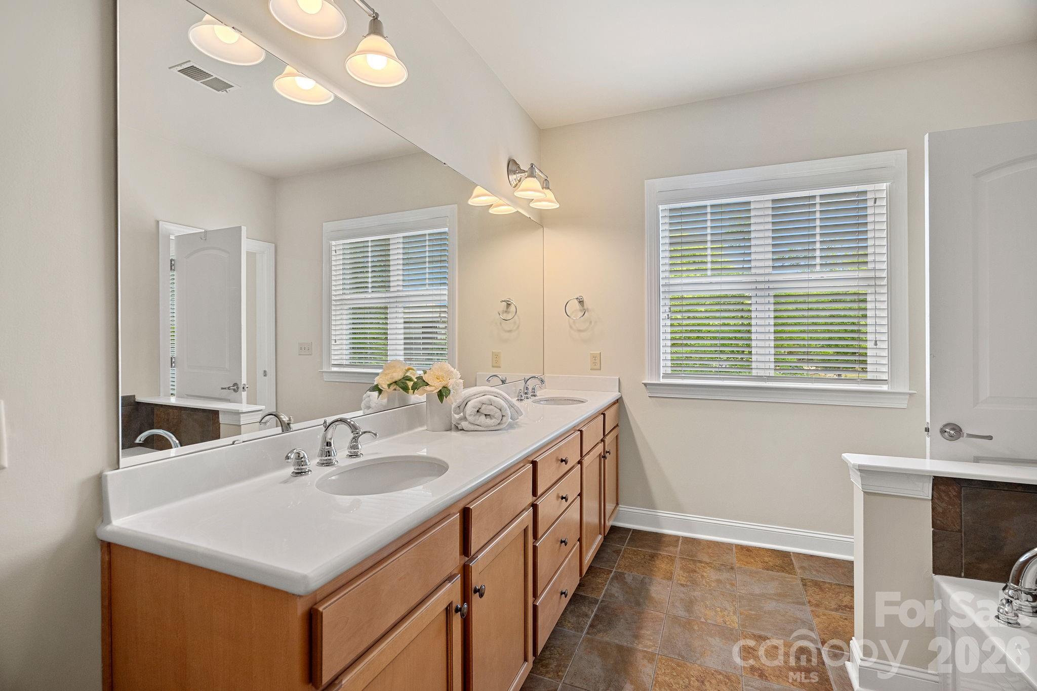 119 Steinbeck Way C Property Photo 21