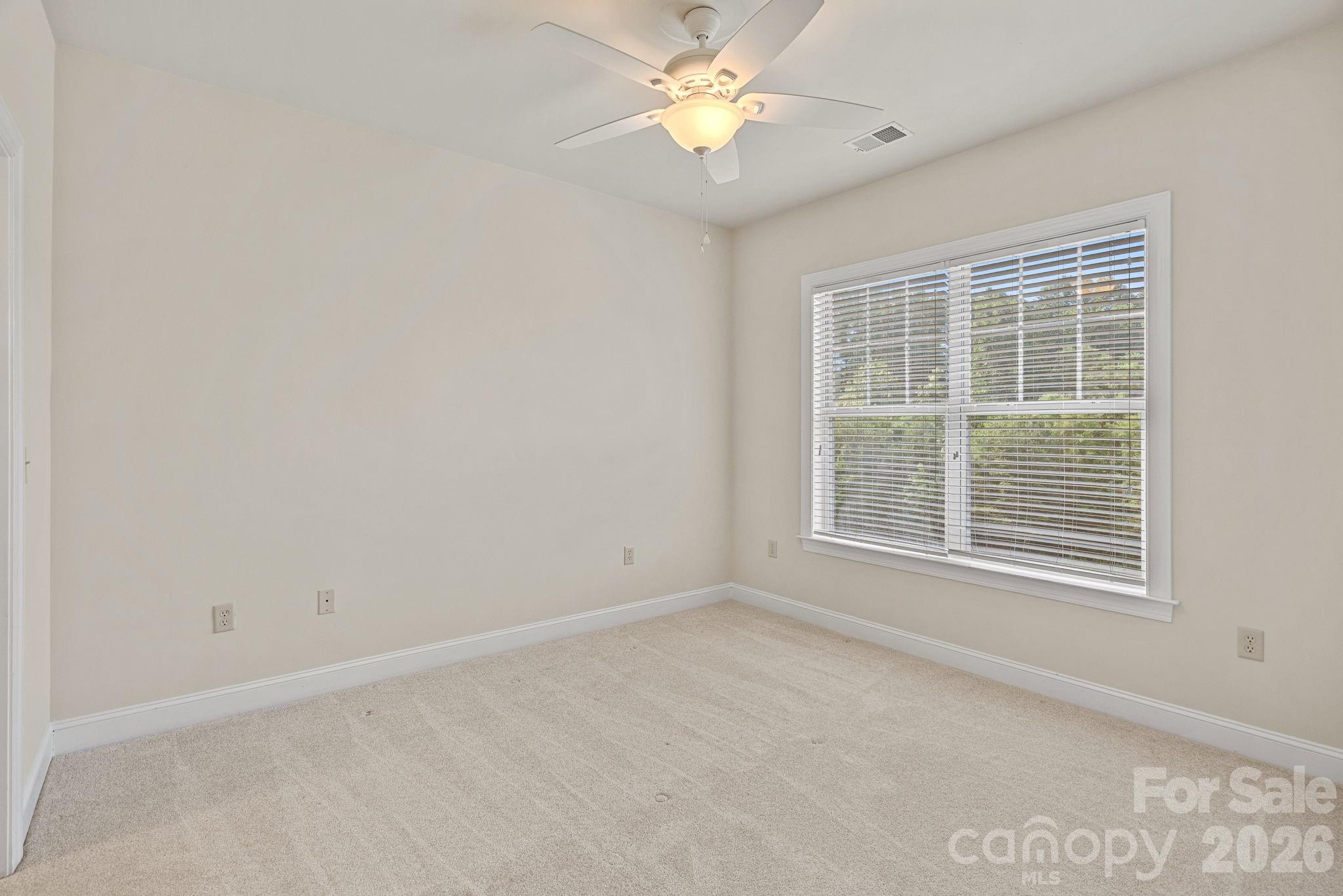 119 Steinbeck Way C Property Photo 25