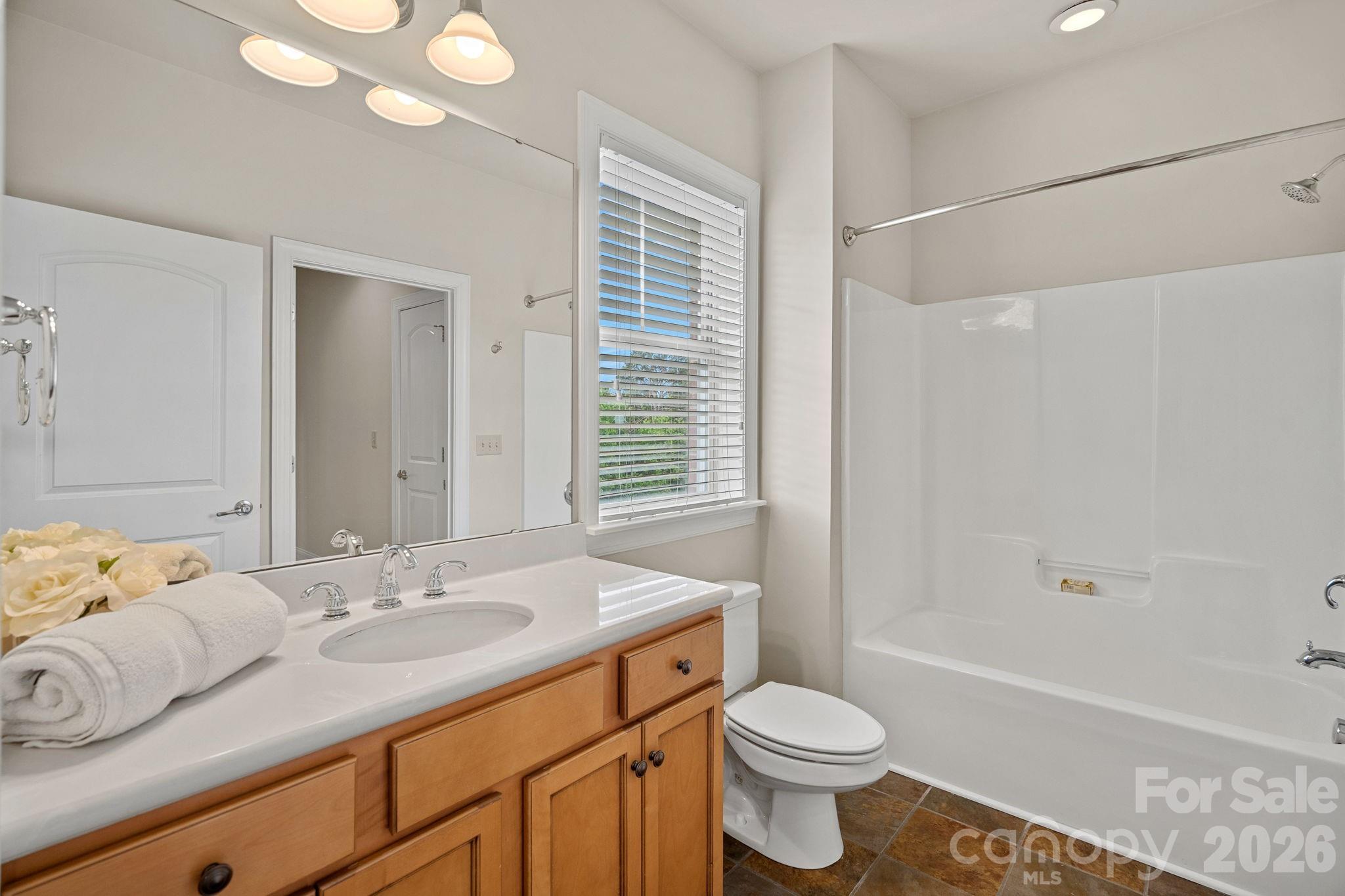 119 Steinbeck Way C Property Photo 27