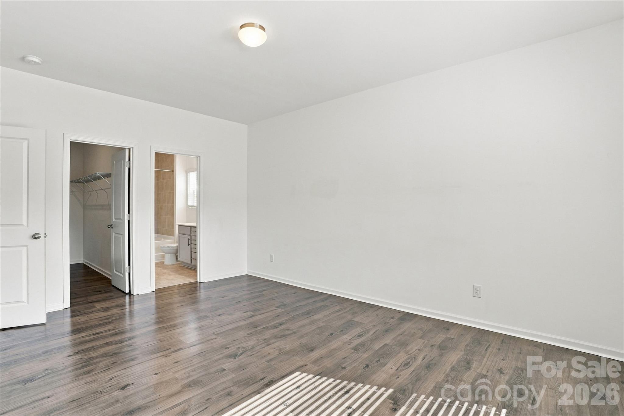 2502 Waverly Drive Property Photo 13