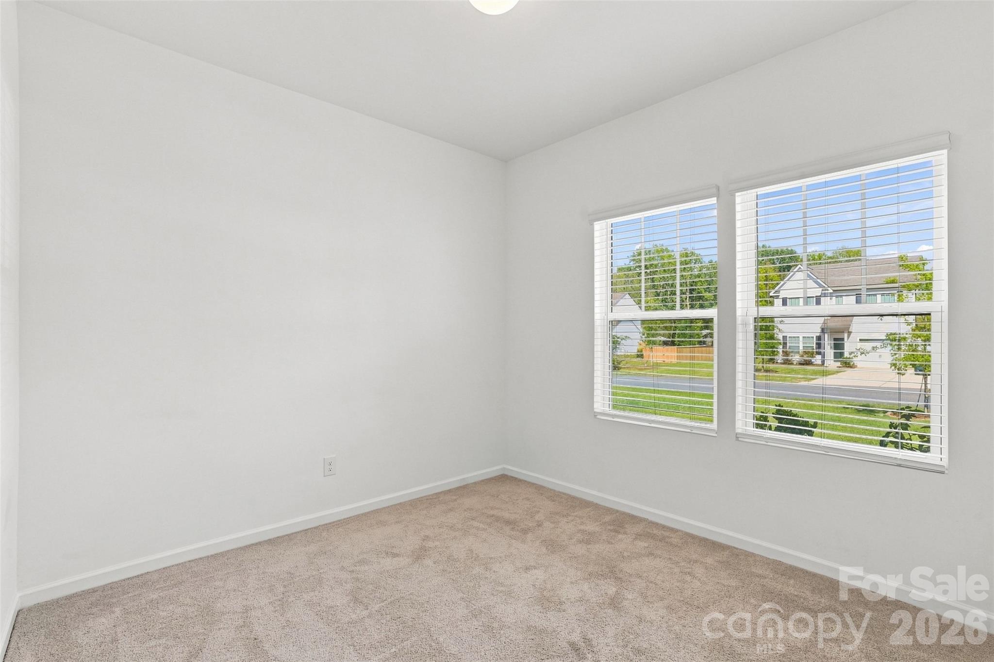 2502 Waverly Drive Property Photo 17