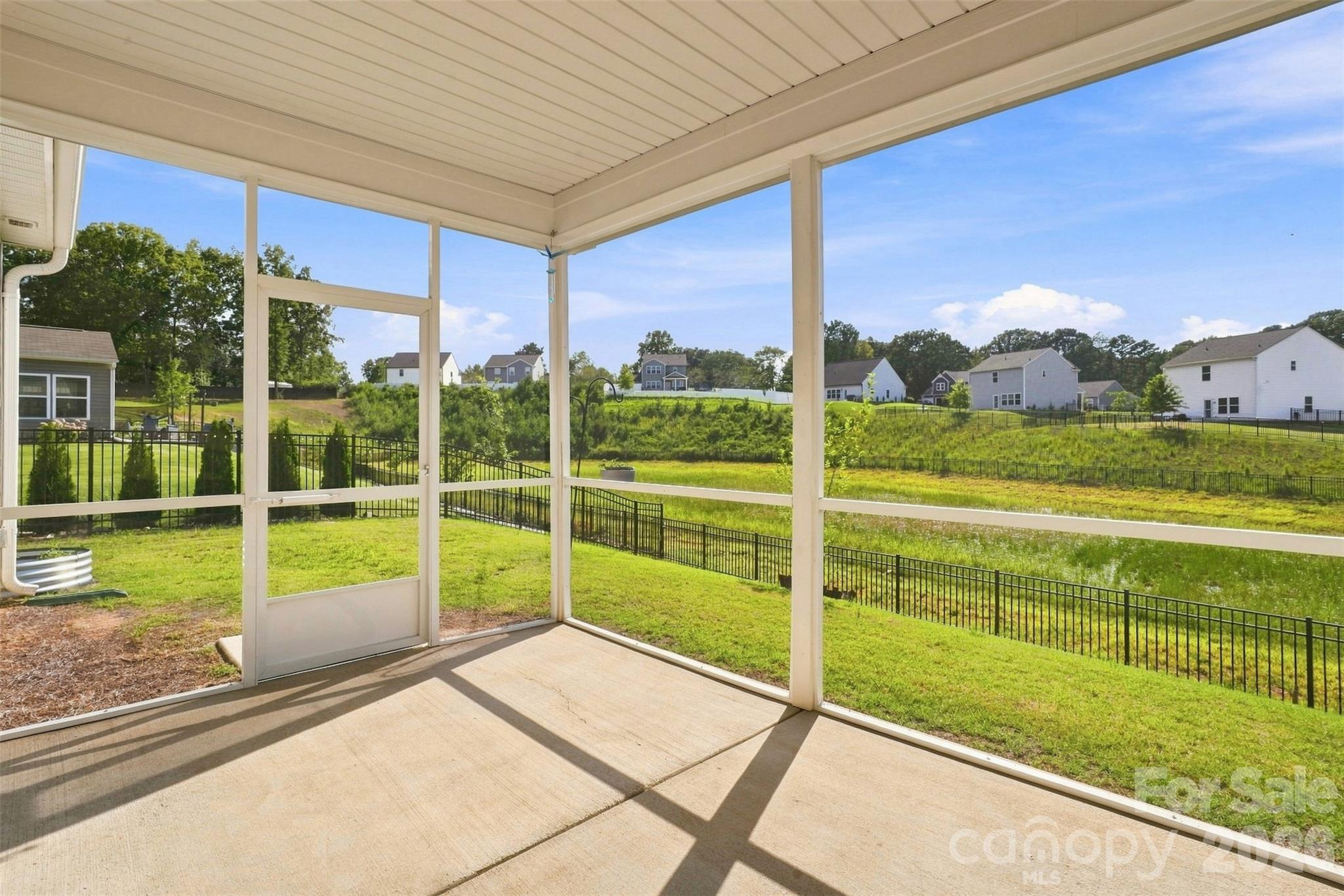 2502 Waverly Drive Property Photo 27