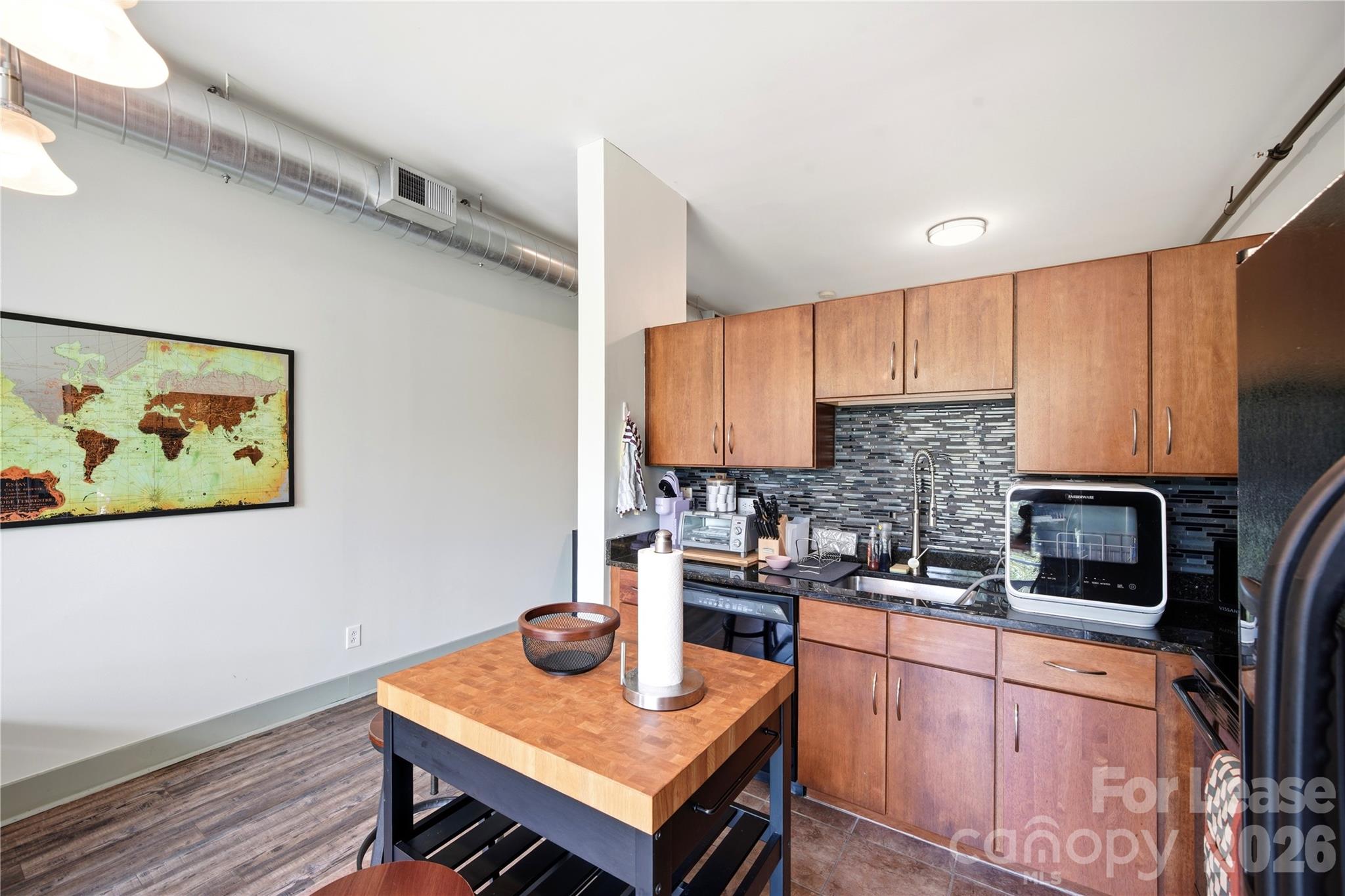 1611 Central Avenue 400 Property Photo 8