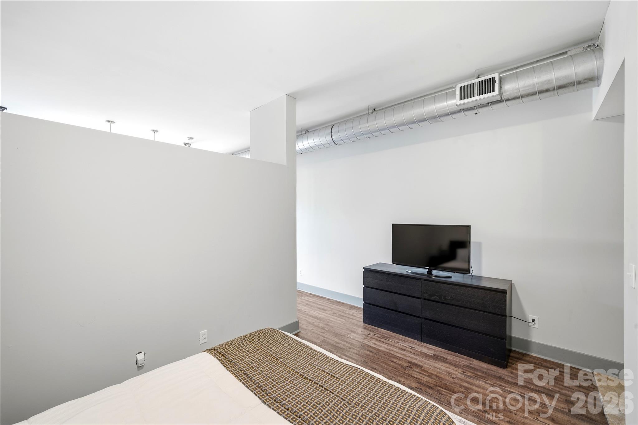 1611 Central Avenue 400 Property Photo 14