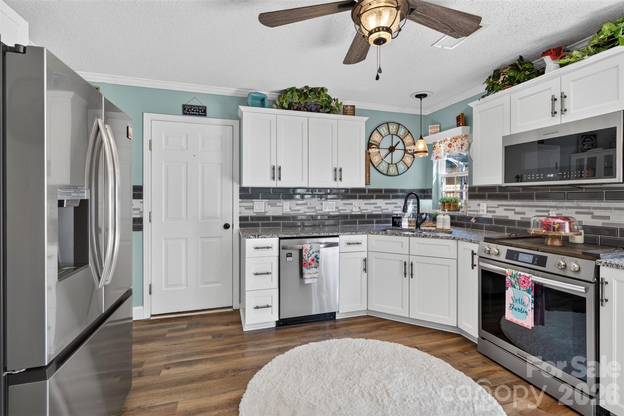 119 Milroy Lane Property Photo 4