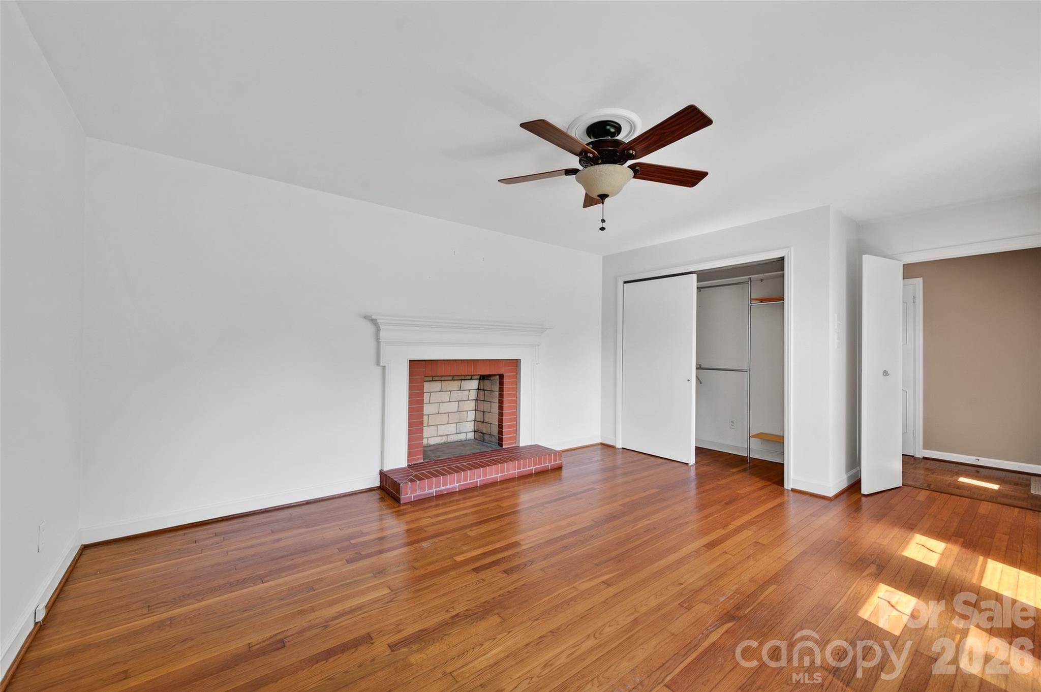 427 S Magnolia Street Property Photo 10