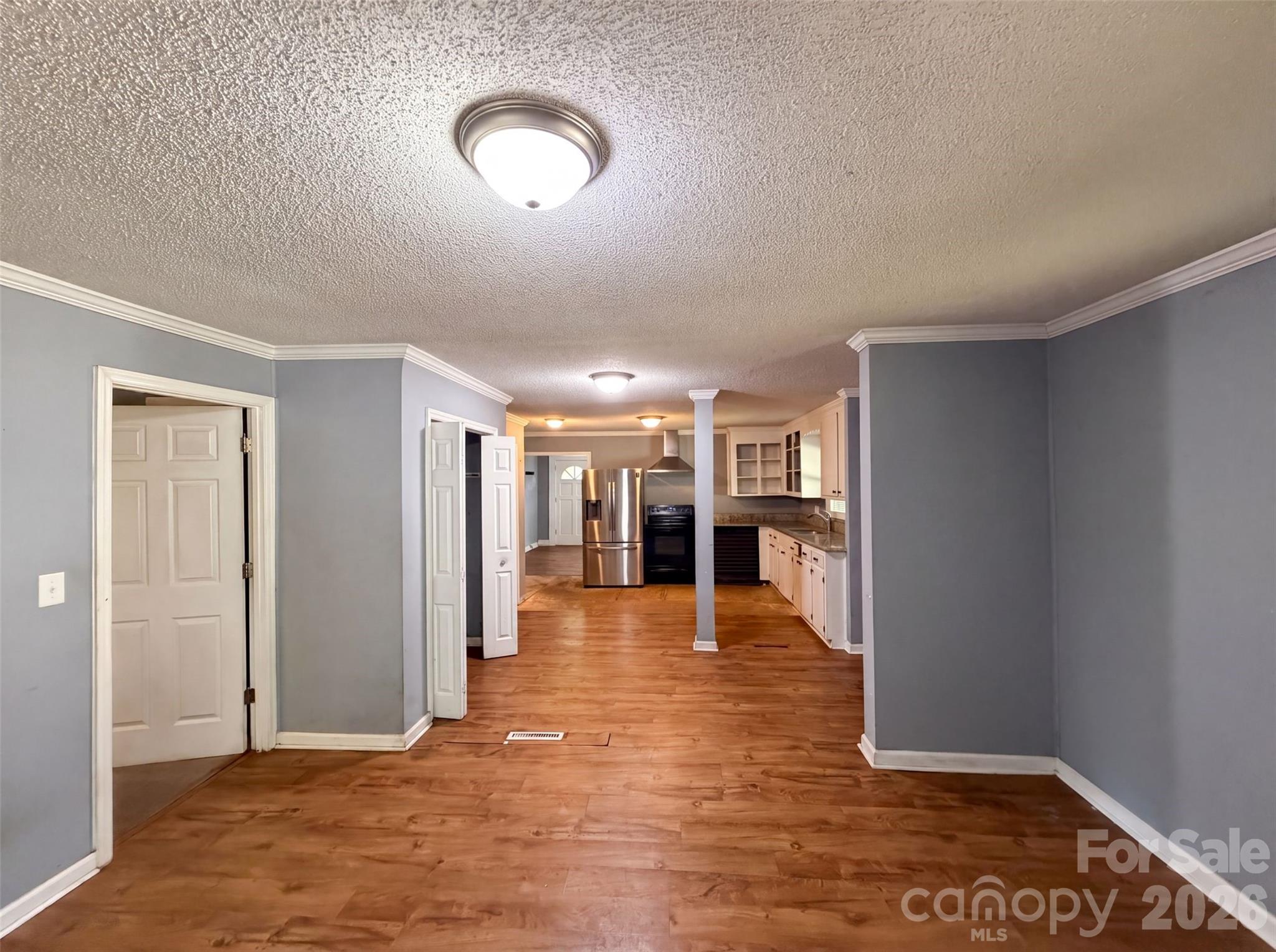 831 Fairview Street Property Photo 12
